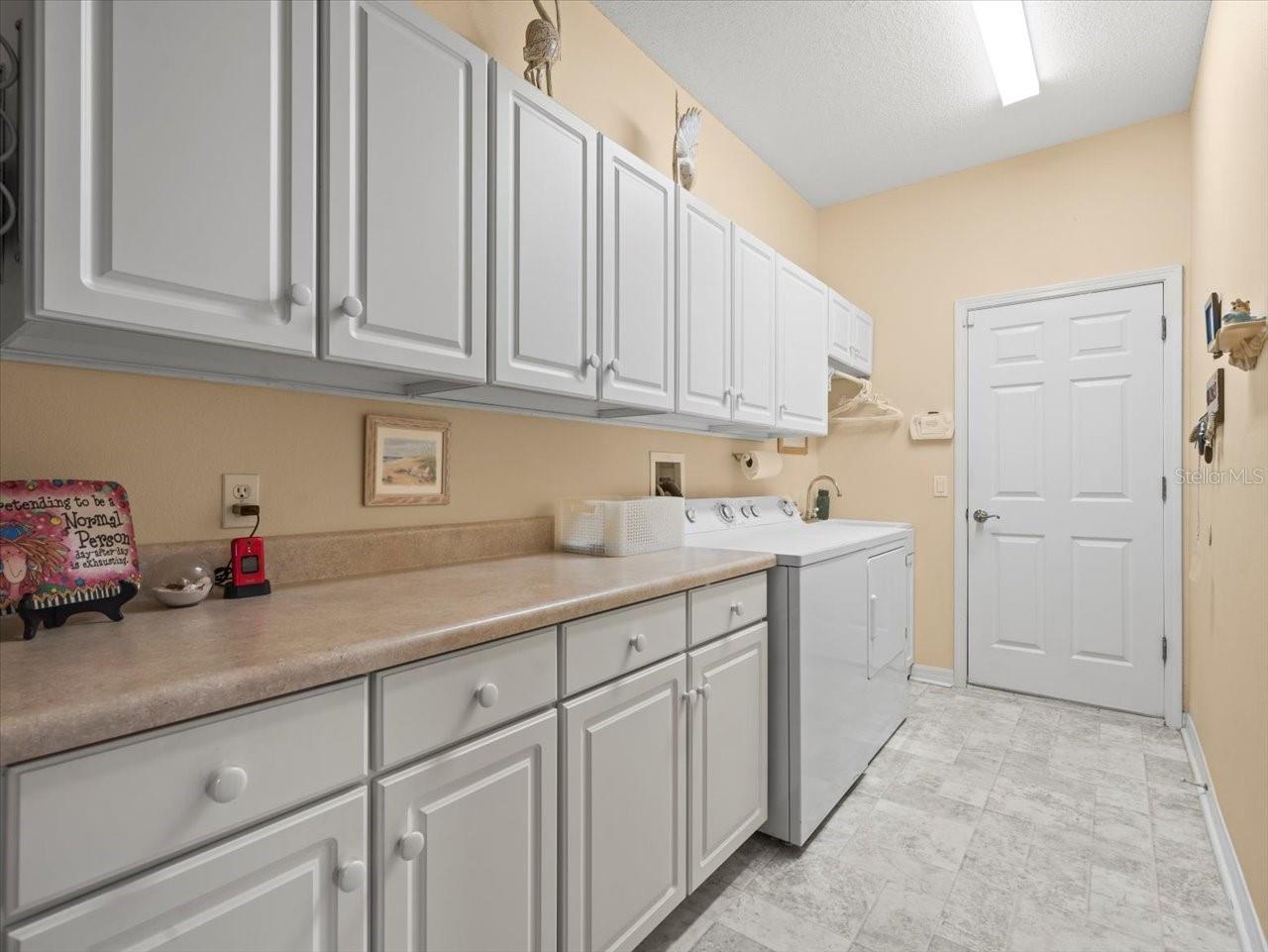 Image 34 of 57 For 18514 Hidden Pines Way