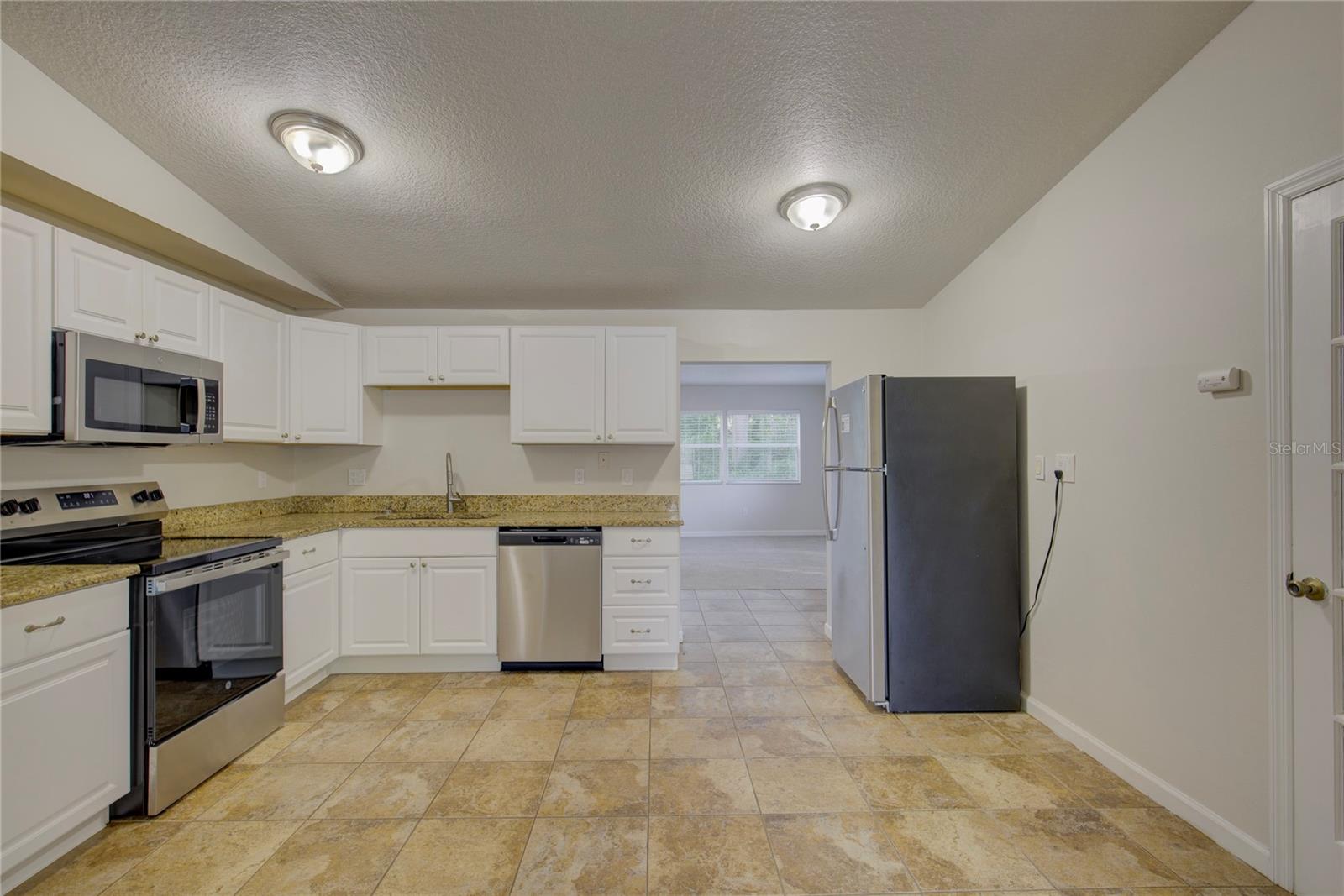 Image 5 of 31 For 10319 Widgeon Way