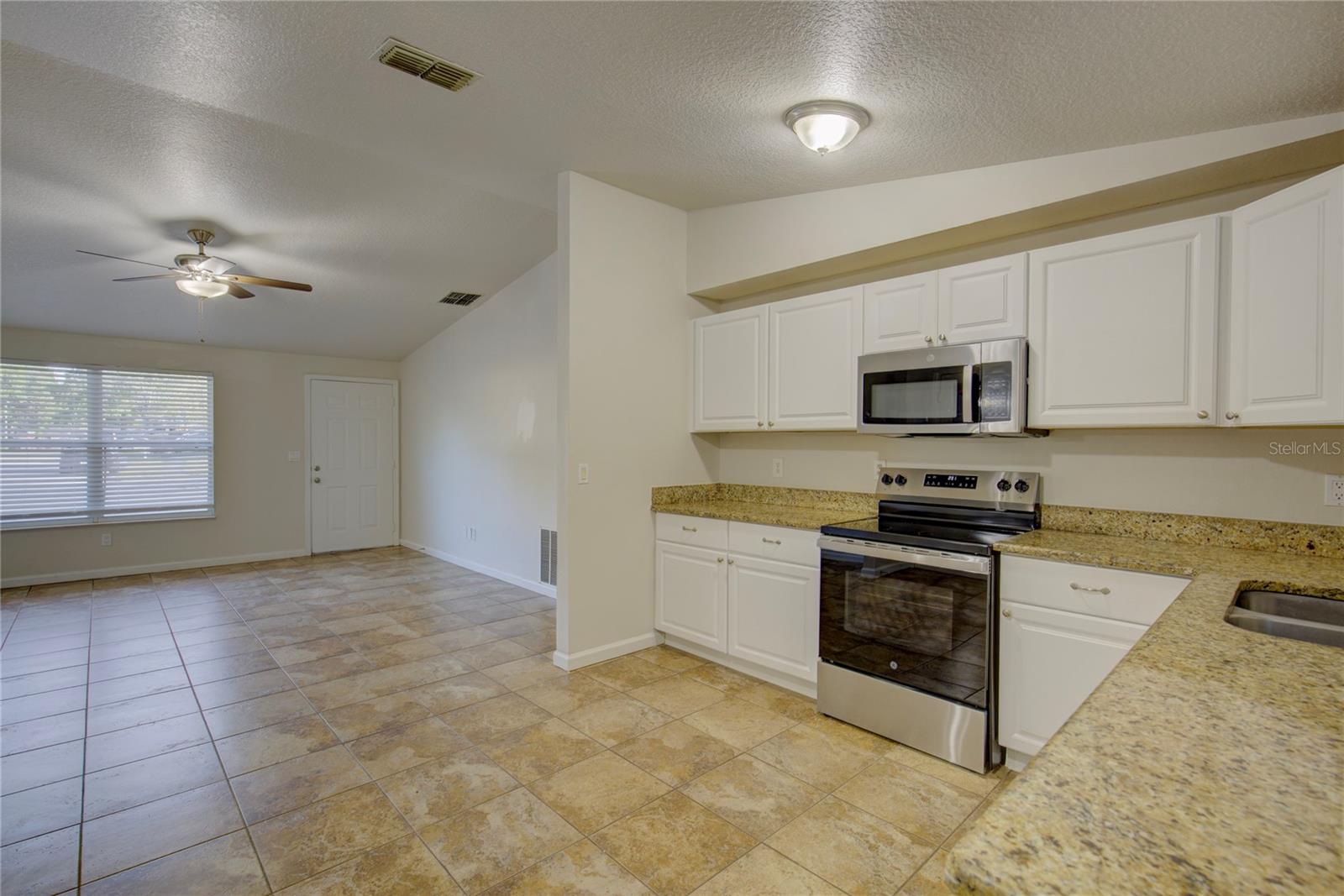 Image 6 of 31 For 10319 Widgeon Way