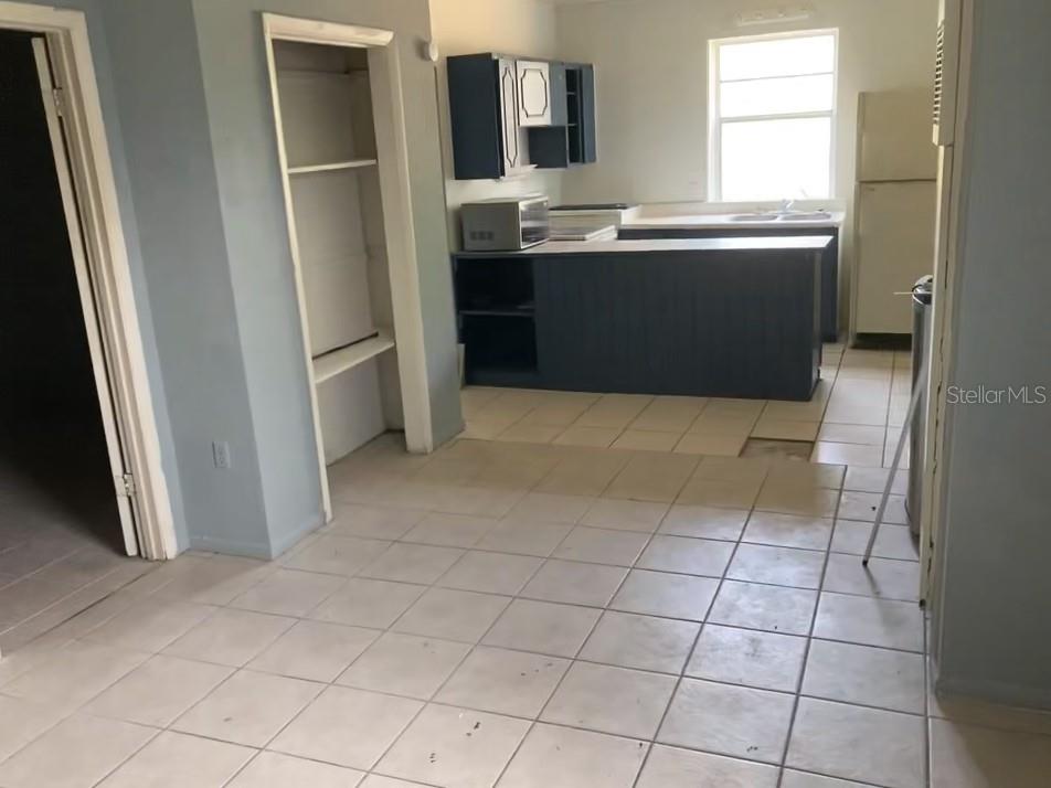 Image 10 of 19 For 1302 Clearlake Road A-d