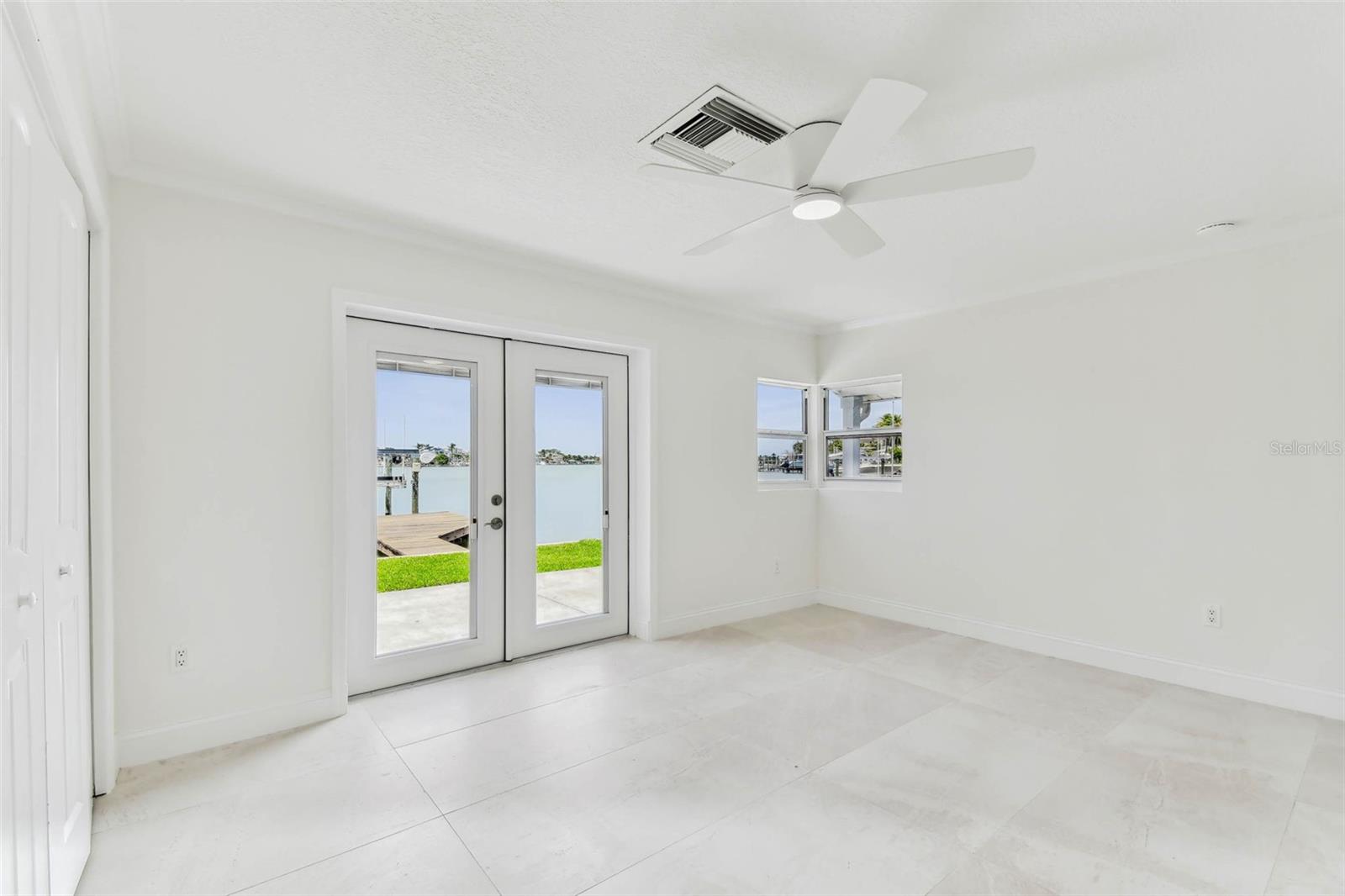 Image 17 of 65 For 425 12th Avenue