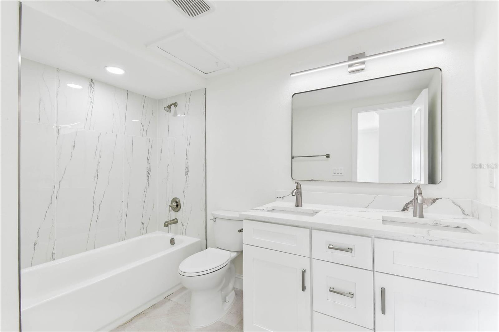 Image 21 of 65 For 425 12th Avenue