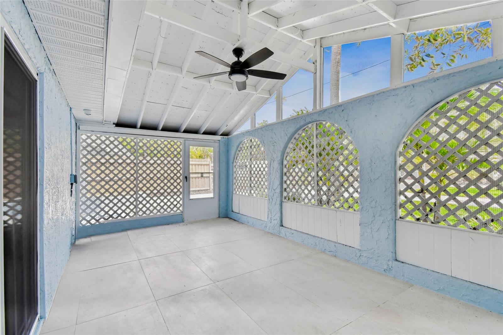 Image 31 of 65 For 425 12th Avenue