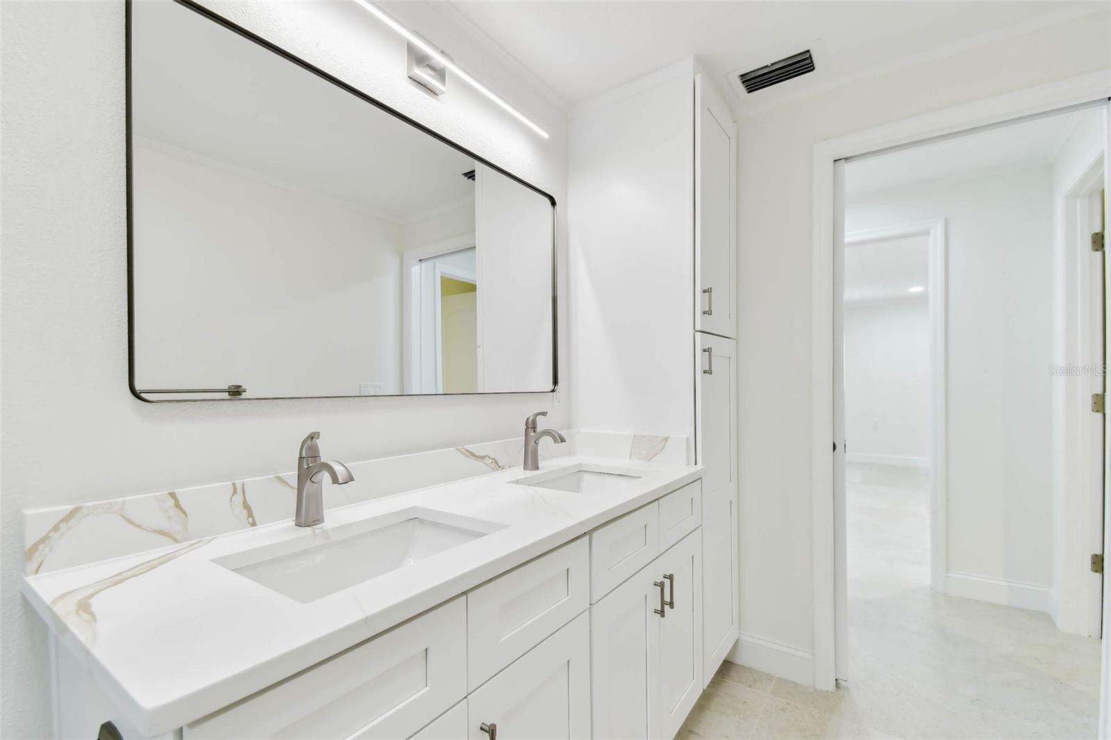 Image 34 of 65 For 425 12th Avenue