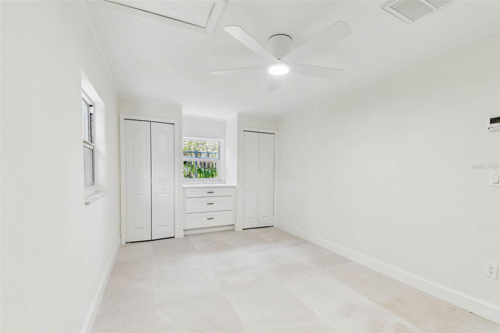 Image 37 of 65 For 425 12th Avenue