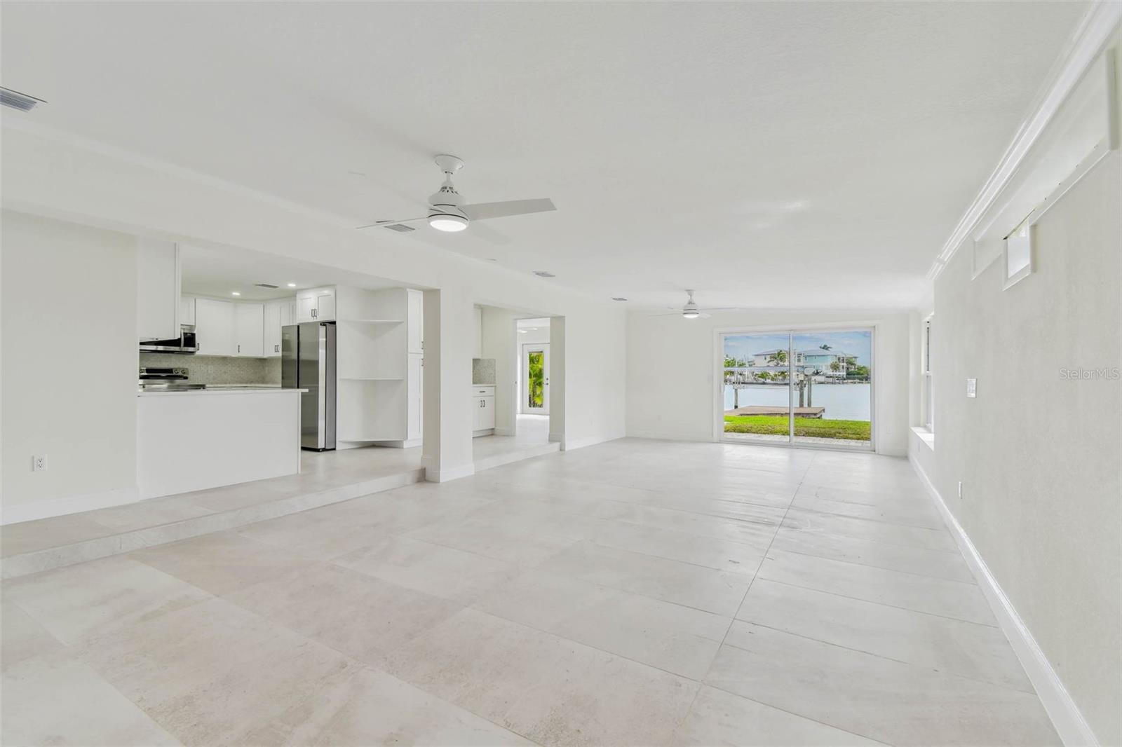 Image 4 of 65 For 425 12th Avenue