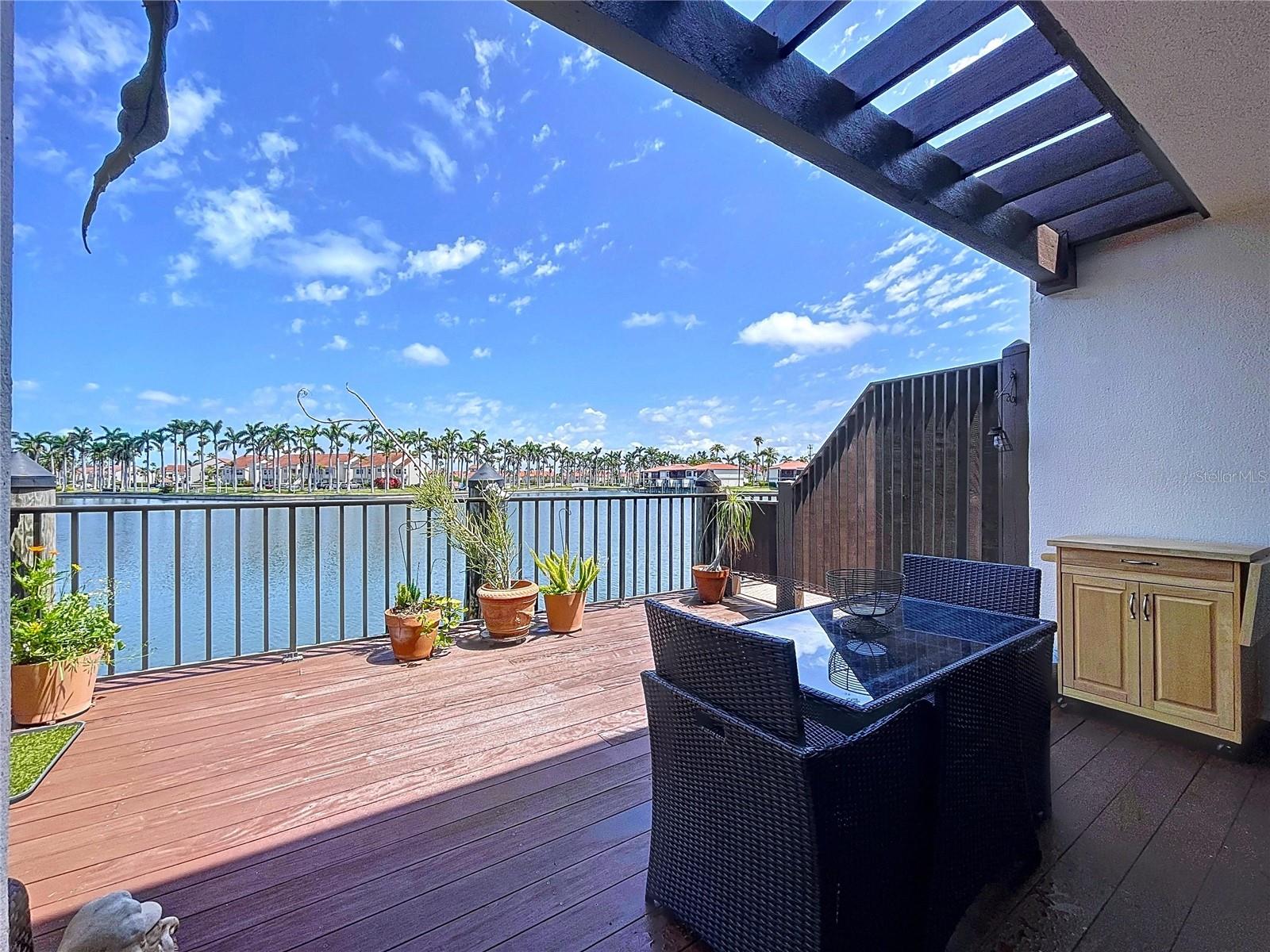 Image 14 of 75 For 6290 Bahia Del Mar Circle 12