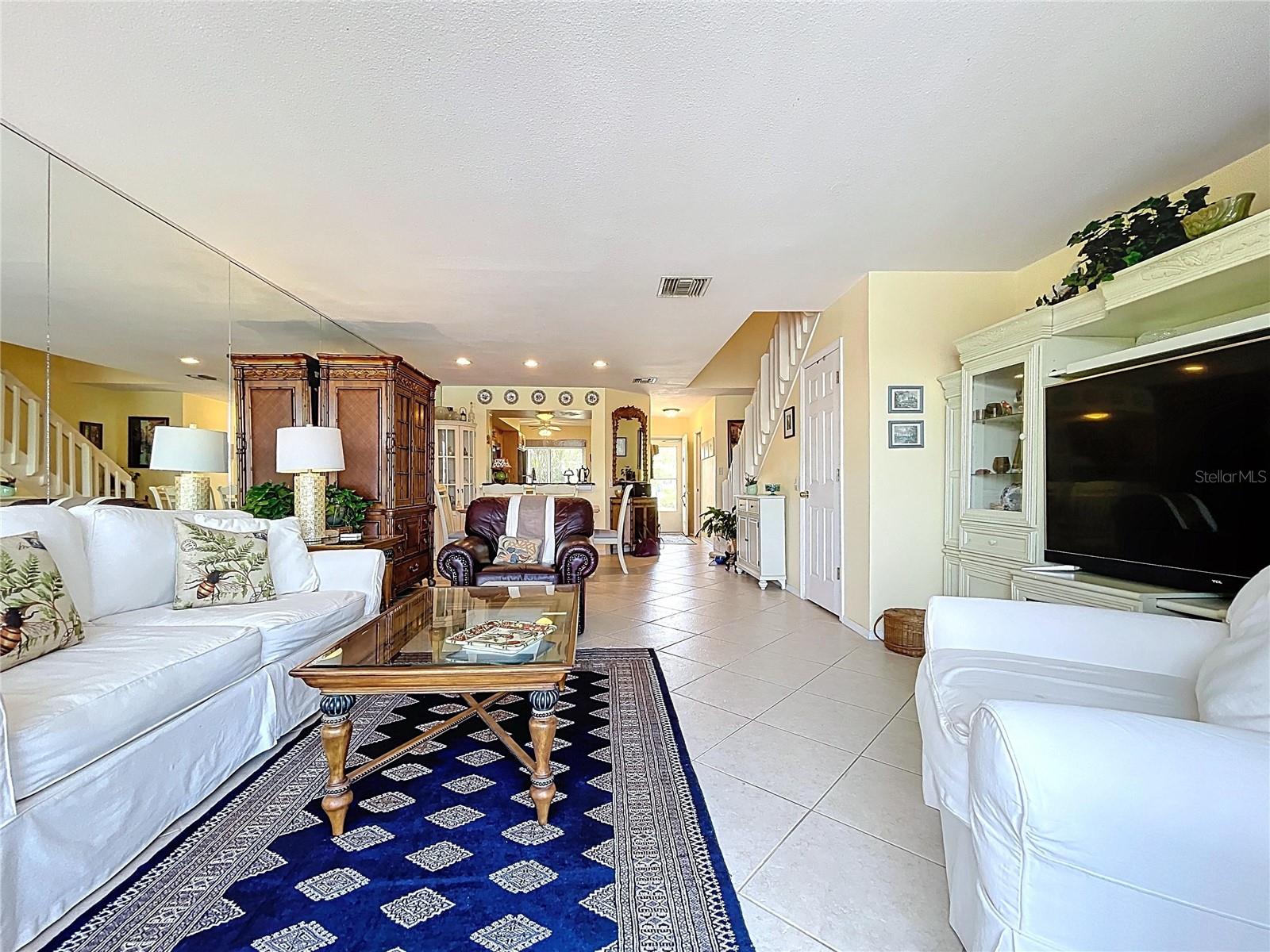 Image 17 of 75 For 6290 Bahia Del Mar Circle 12