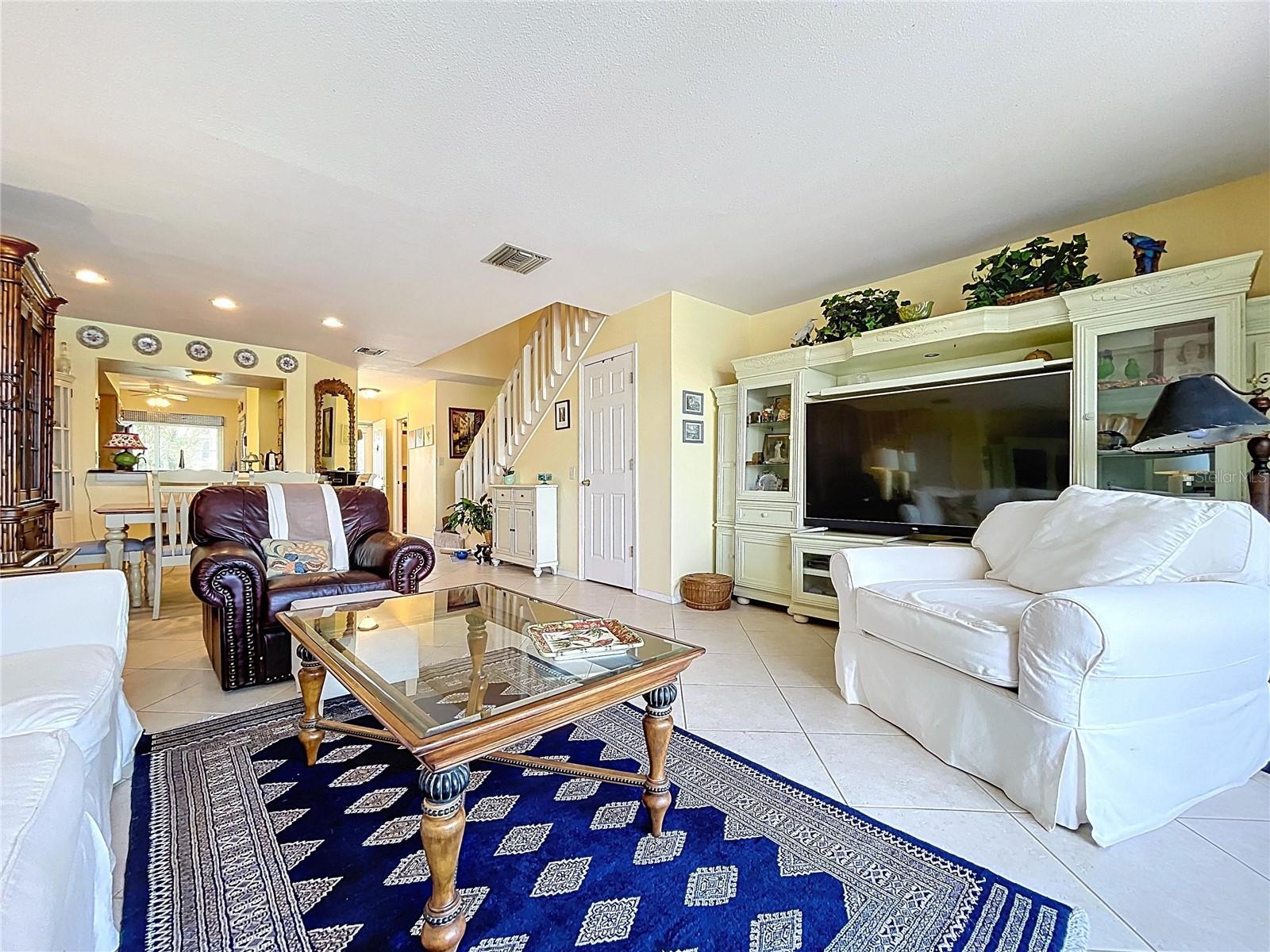 Image 18 of 75 For 6290 Bahia Del Mar Circle 12