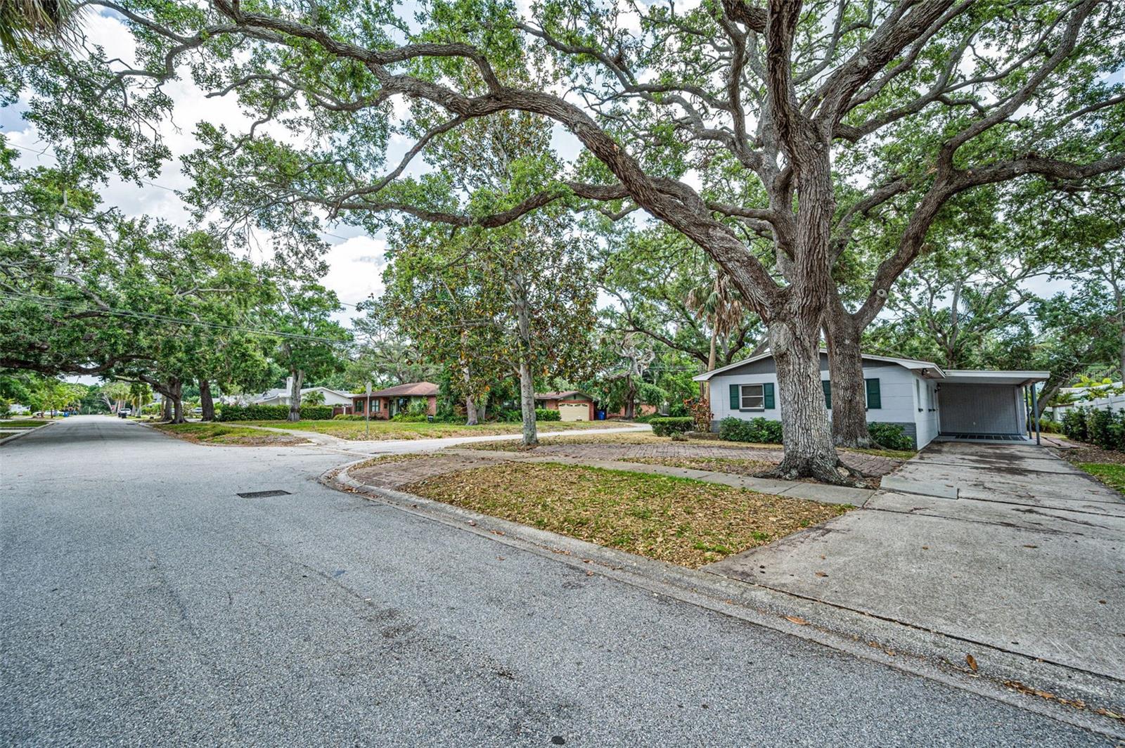 Image 5 of 35 For 2880 81st Street N