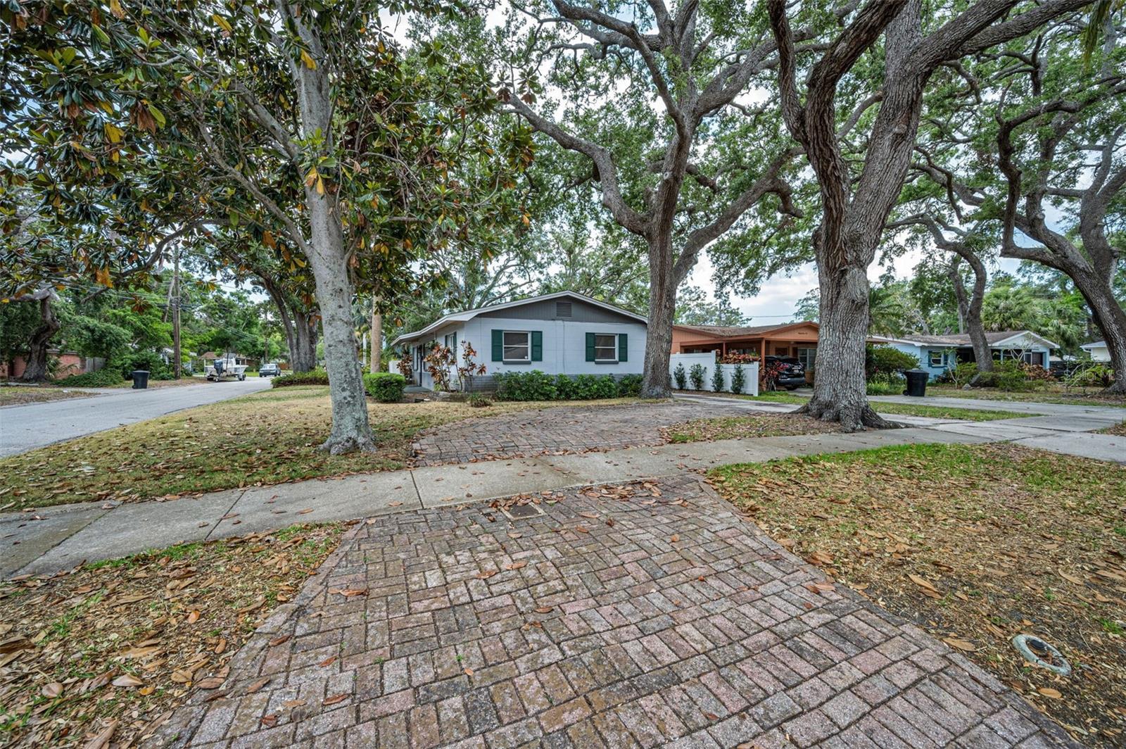 Image 7 of 35 For 2880 81st Street N