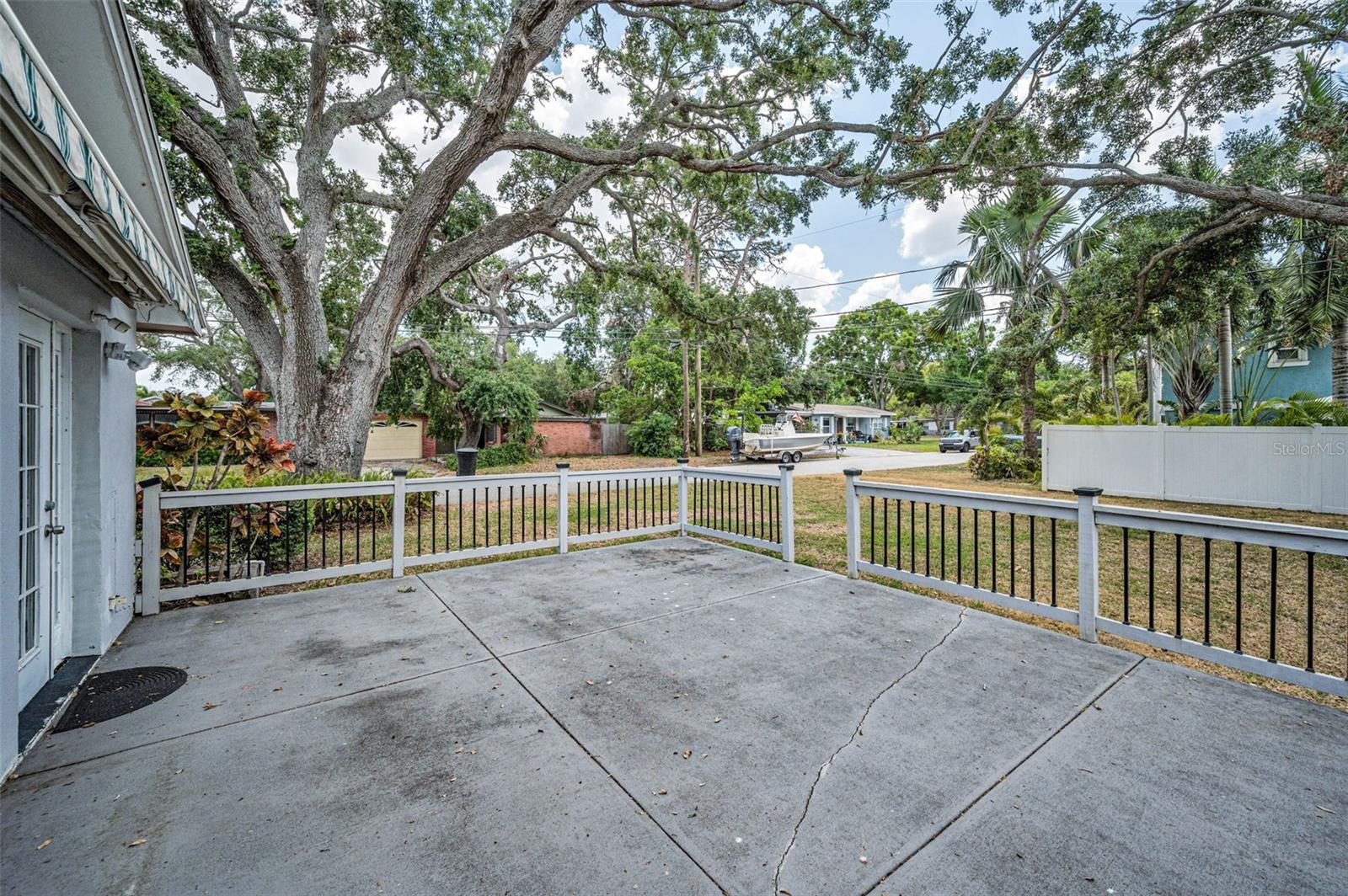 Image 9 of 35 For 2880 81st Street N