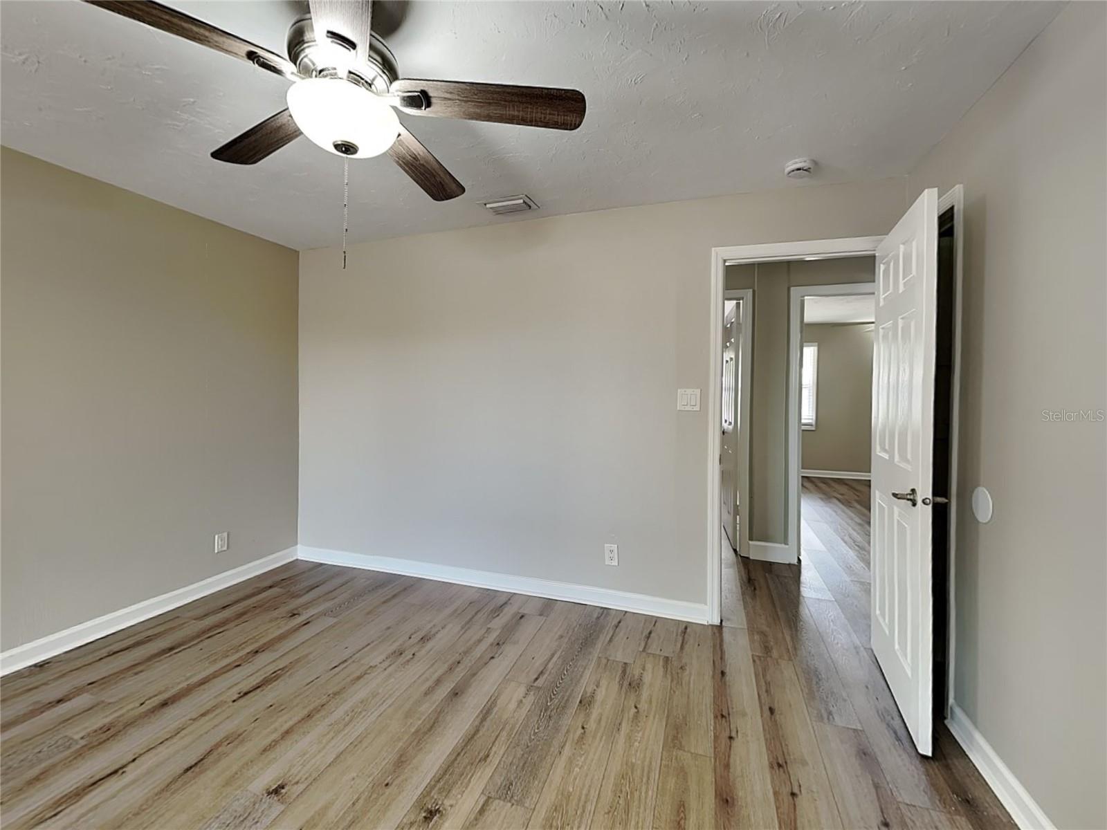 Image 9 of 21 For 1228 Doris Drive