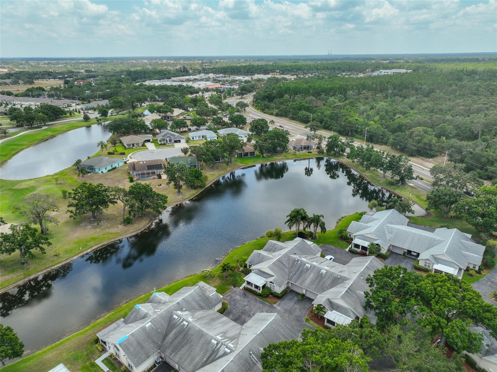 Image 2 of 45 For 815 Silverthorn Lane 0