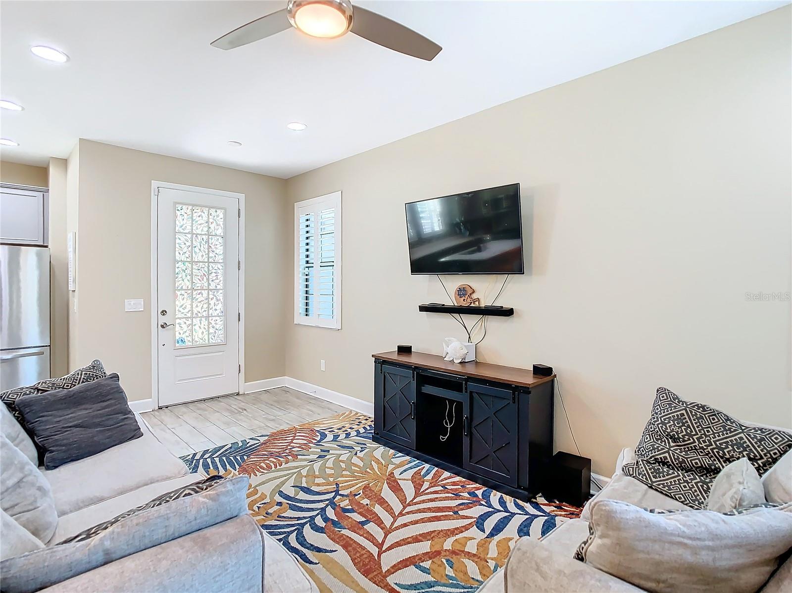 Image 7 of 60 For 5807 Circa Fishhawk Boulevard