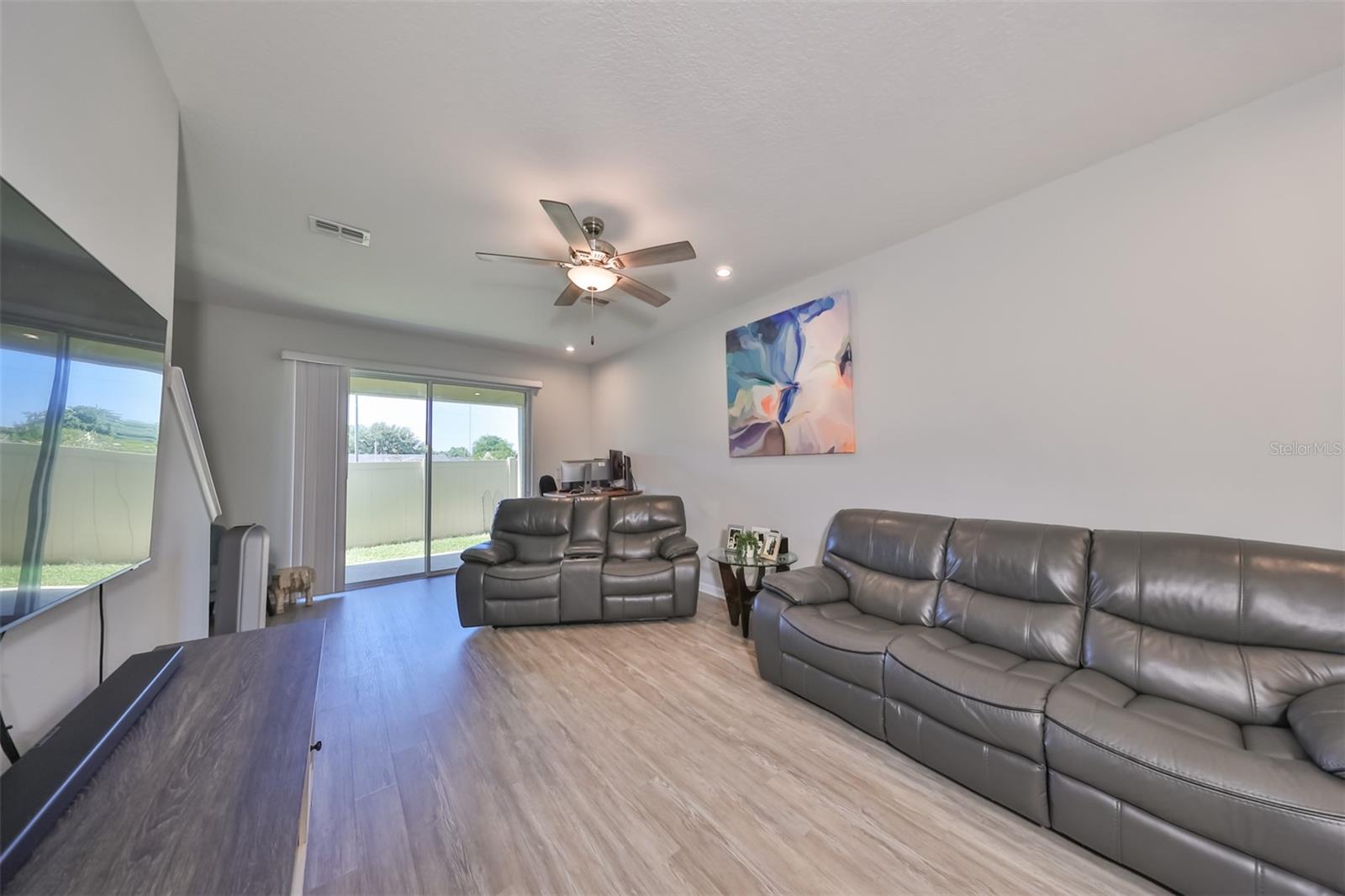 Image 16 of 45 For 3072 Inlet Breeze Way