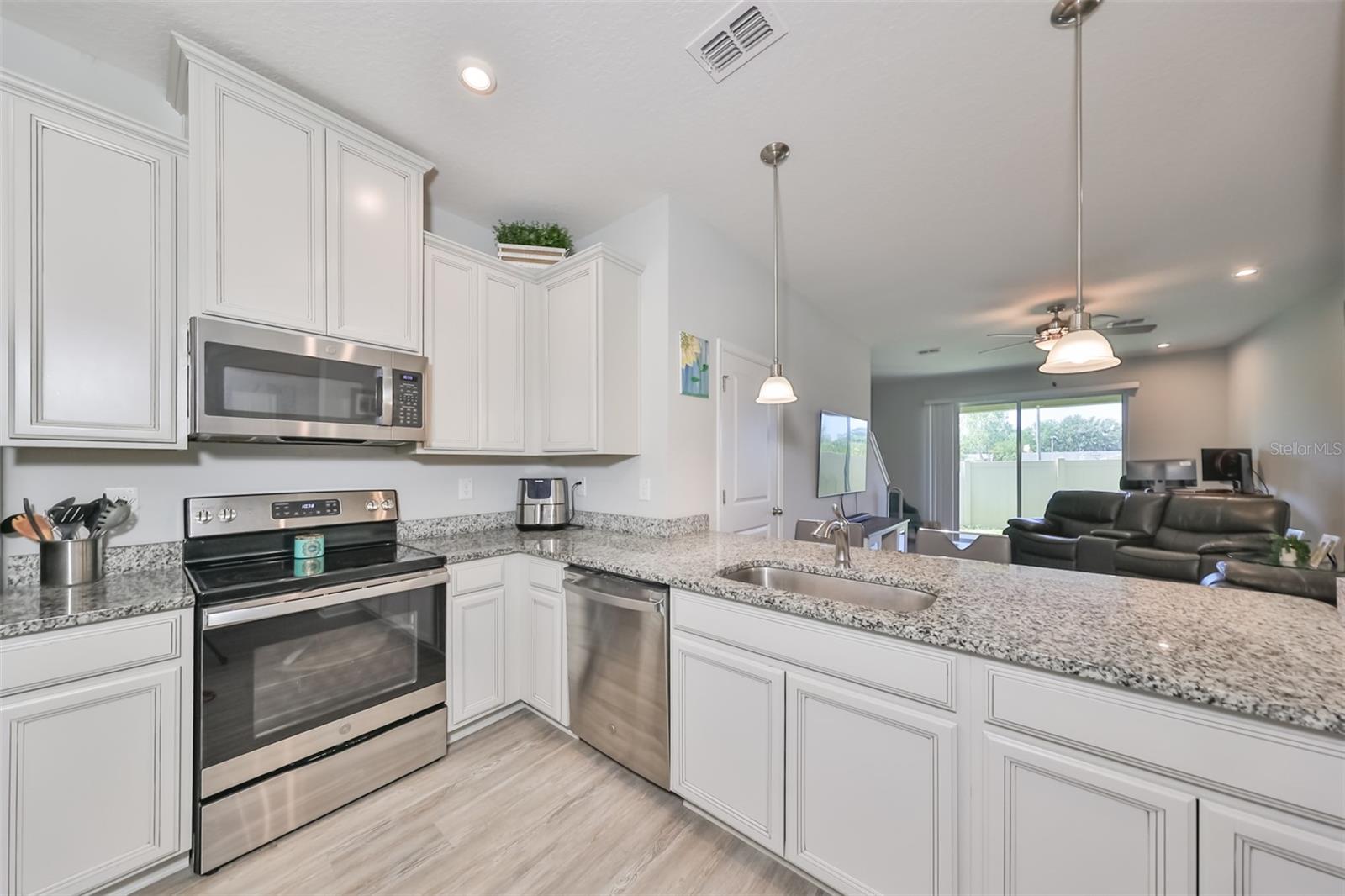 Image 9 of 45 For 3072 Inlet Breeze Way