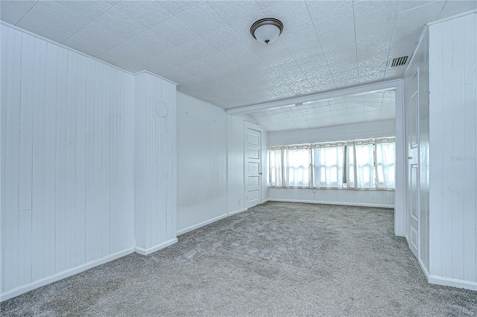 Image 14 of 32 For 5437 Delette Avenue S B