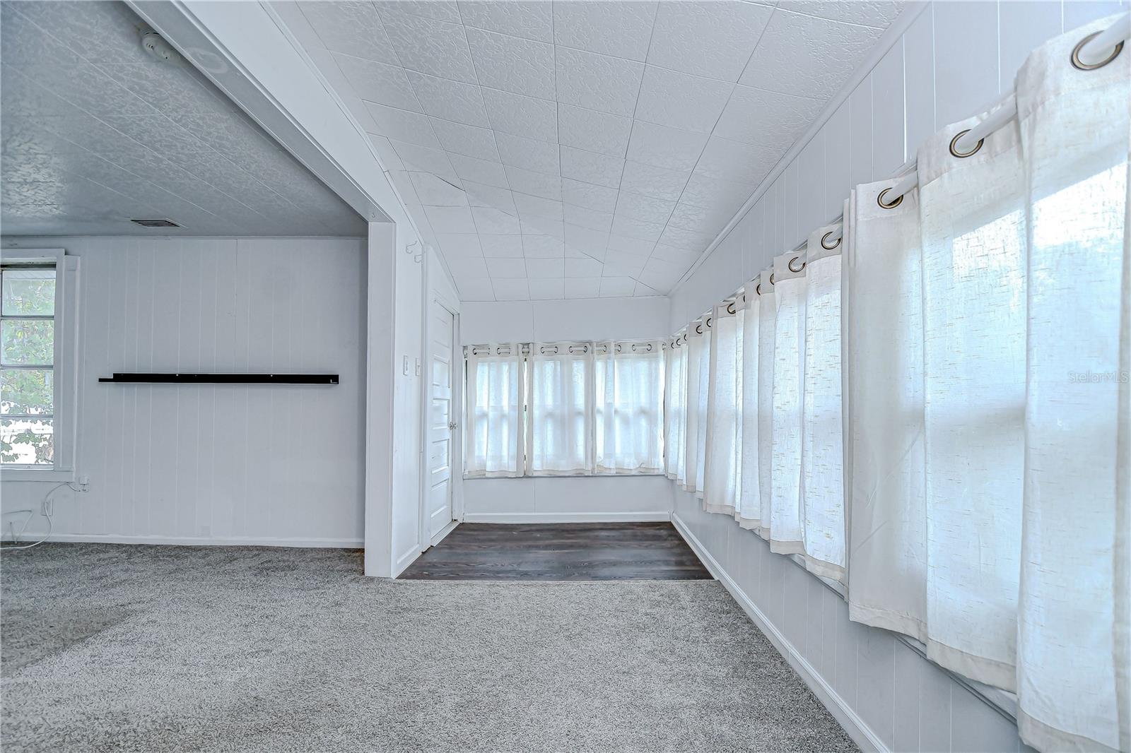 Image 18 of 32 For 5437 Delette Avenue S B