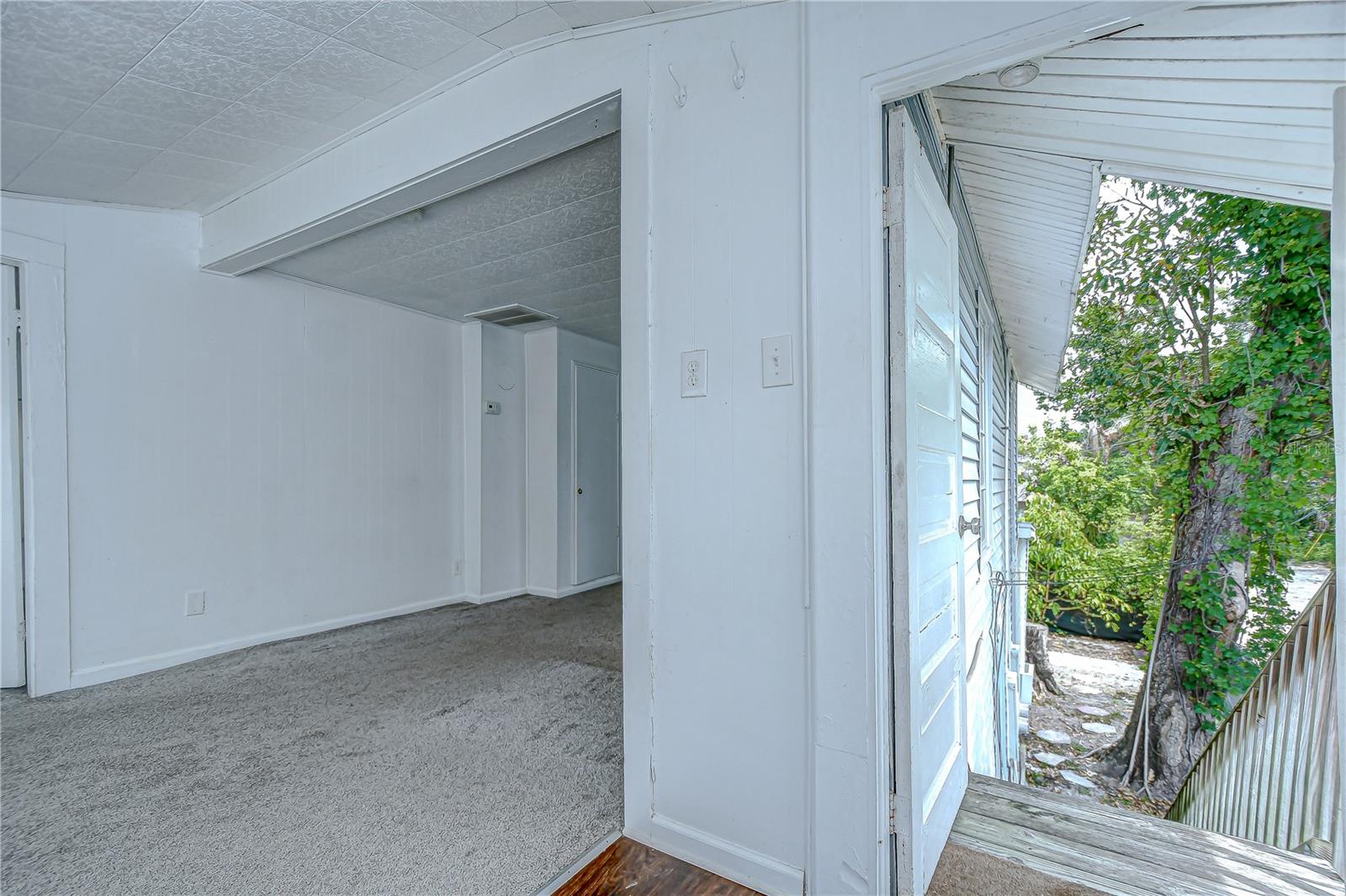 Image 24 of 32 For 5437 Delette Avenue S B
