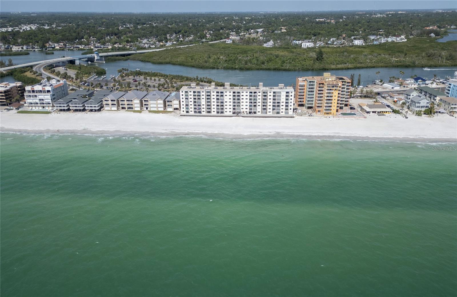 Image 12 of 45 For 18650 Gulf Boulevard 313