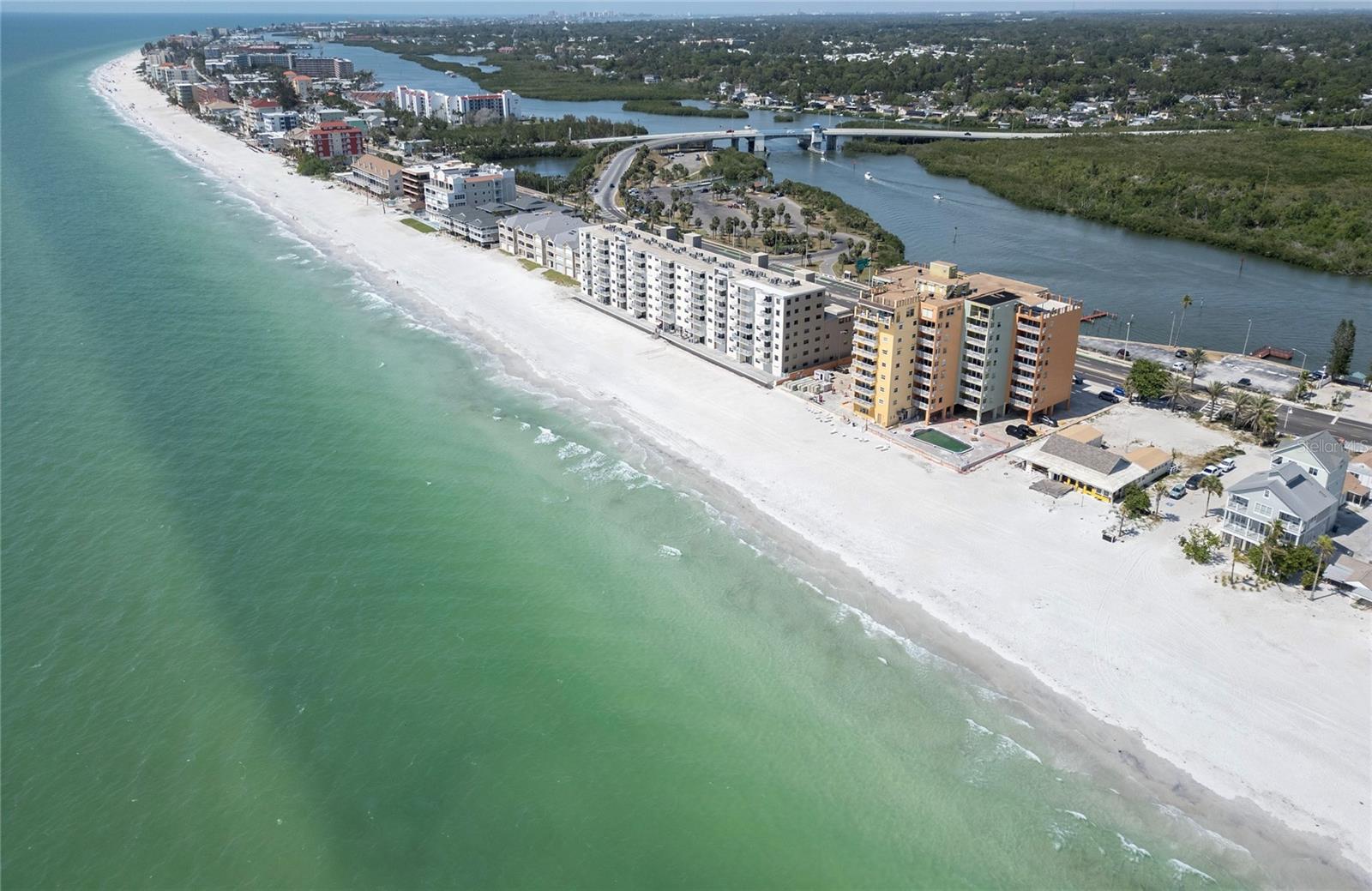 Image 13 of 45 For 18650 Gulf Boulevard 313