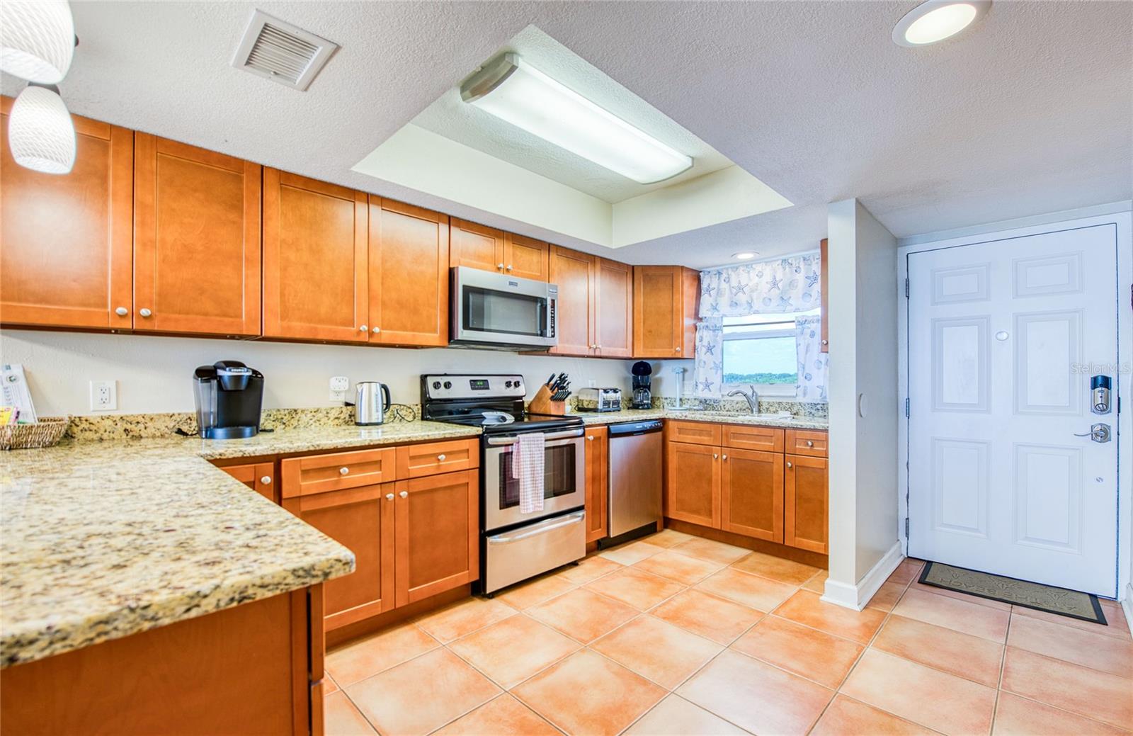 Image 28 of 45 For 18650 Gulf Boulevard 313