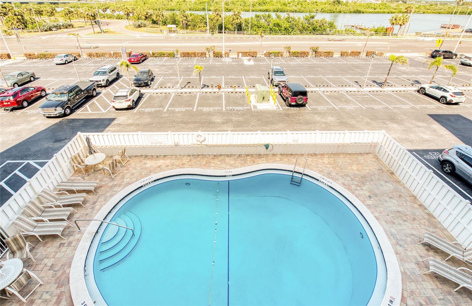 Image 42 of 45 For 18650 Gulf Boulevard 313