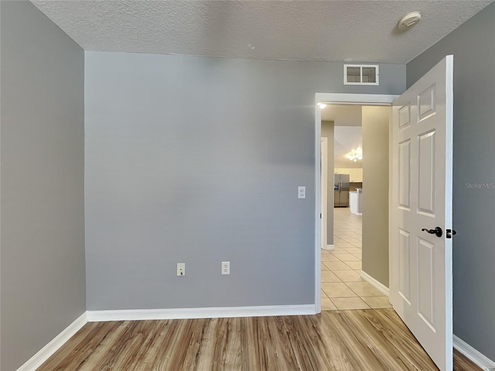 Image 11 of 18 For 2806 94th Street E