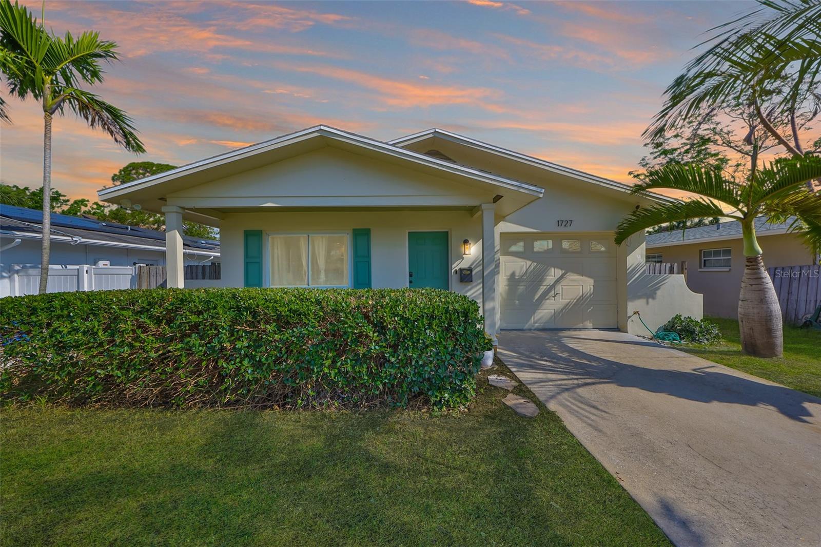Details for 1727 New Hampshire Avenue Ne, ST PETERSBURG, FL 33703