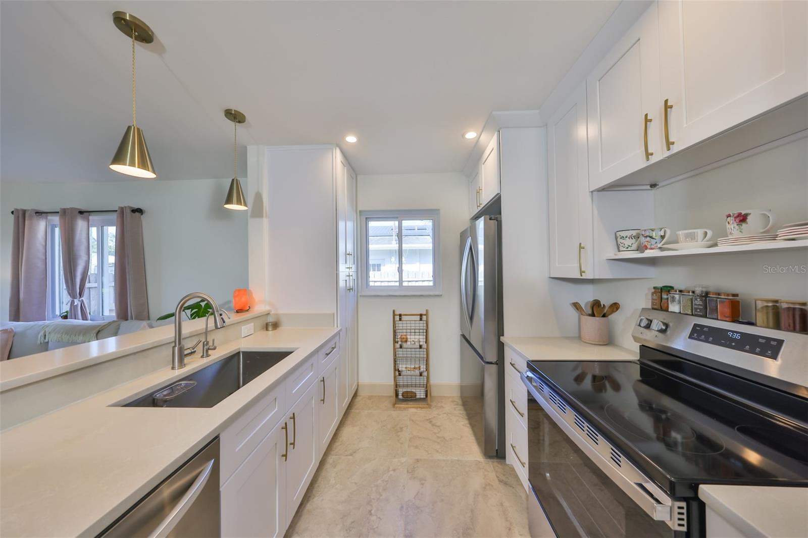 Image 10 of 42 For 1727 New Hampshire Avenue Ne