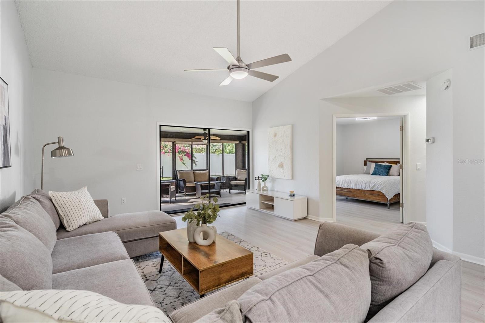 Image 10 of 38 For 2582 Bentley Drive