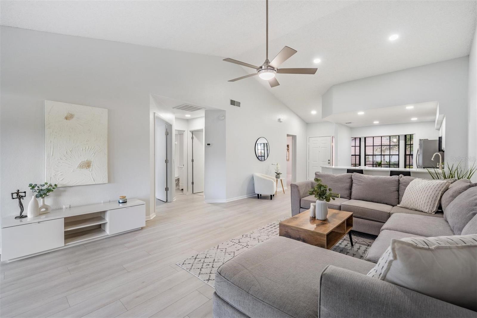 Image 11 of 38 For 2582 Bentley Drive