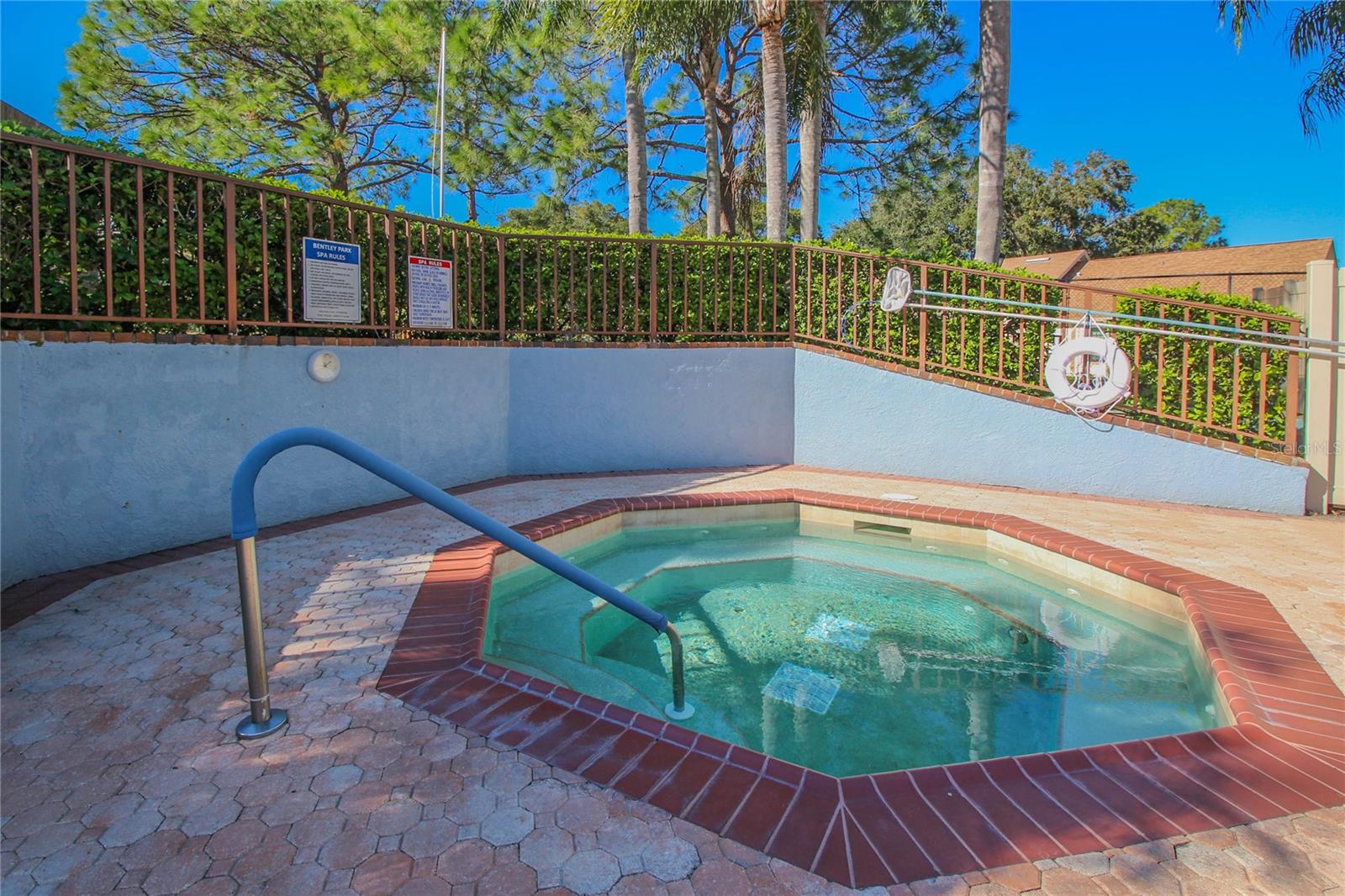 Image 32 of 38 For 2582 Bentley Drive