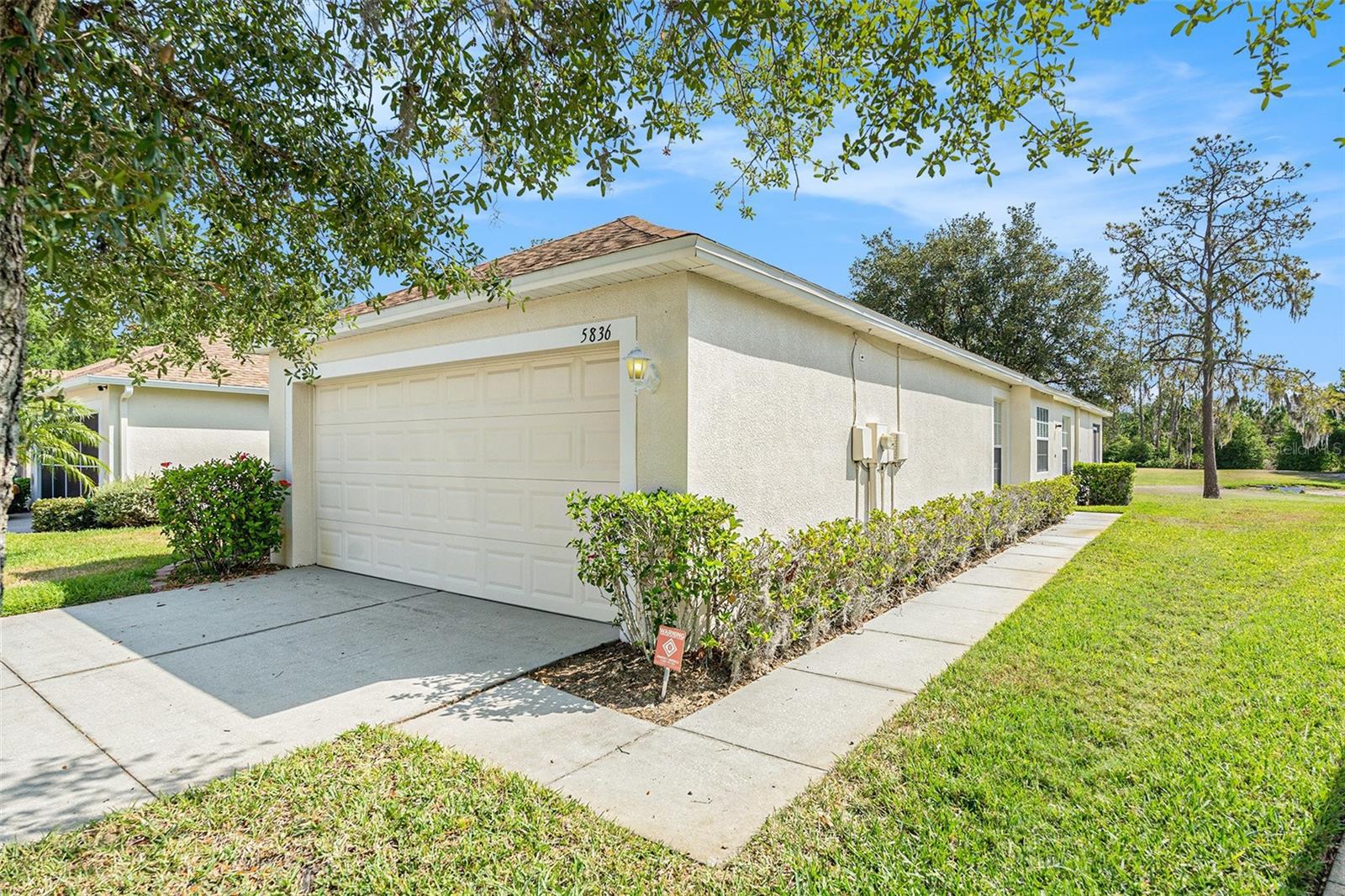 Image 27 of 38 For 5836 Autumn Shire Drive