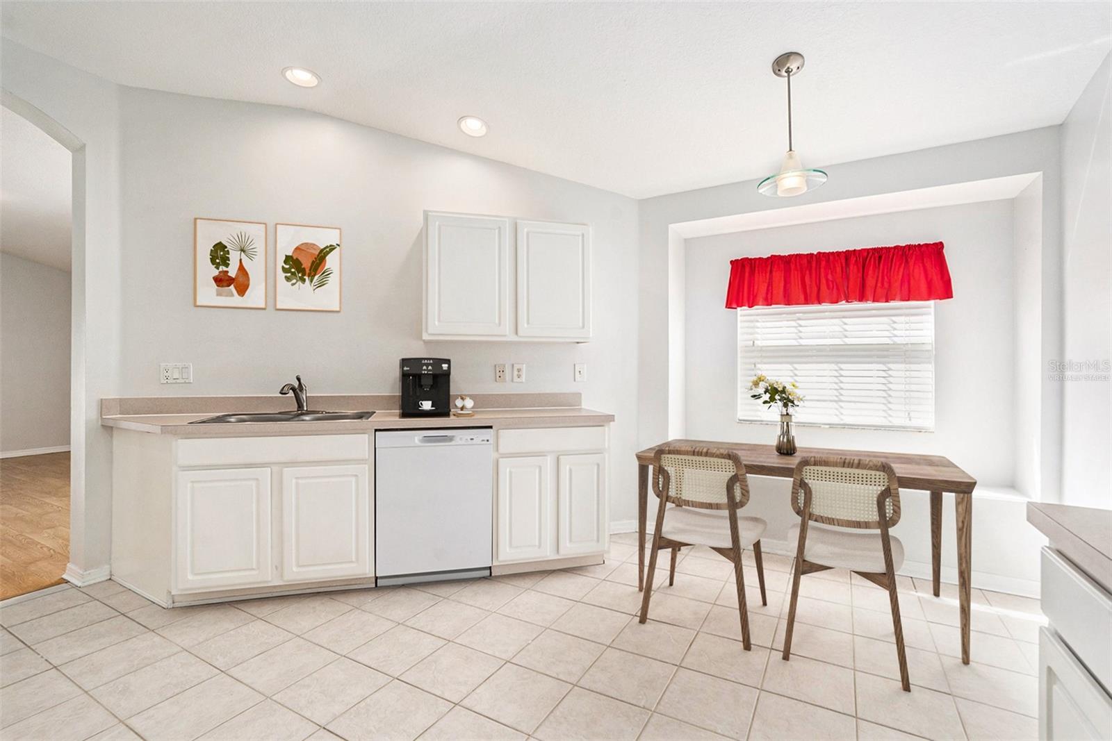 Image 7 of 38 For 5836 Autumn Shire Drive
