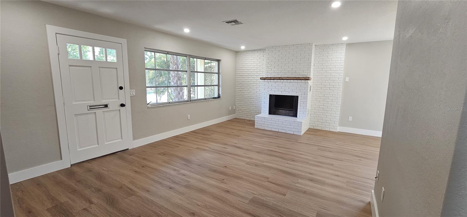 Image 2 of 13 For 5145 17th Avenue N
