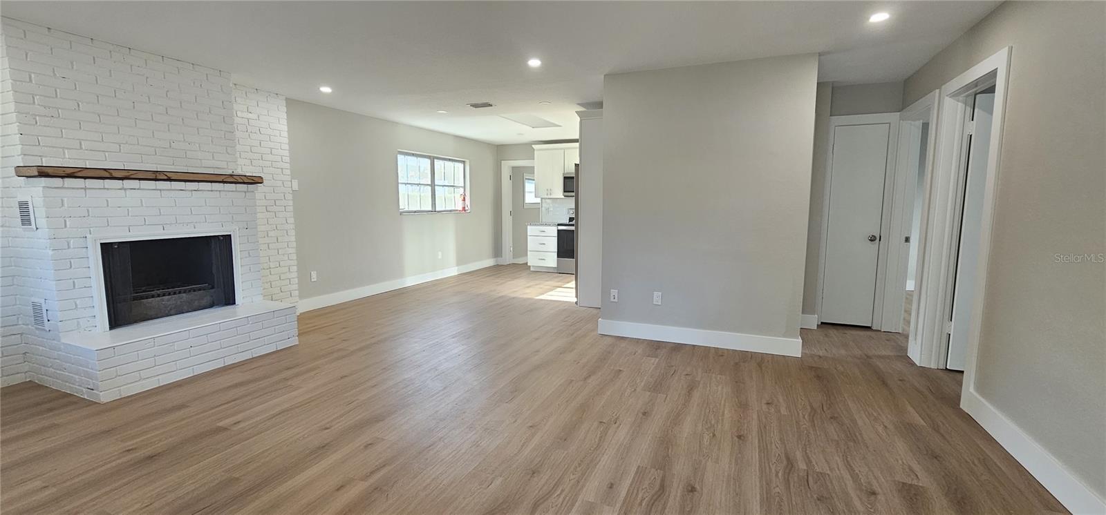 Image 3 of 13 For 5145 17th Avenue N