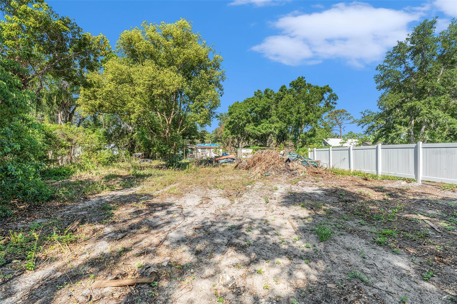 Image 10 of 21 For 4815 Falkenburg Road