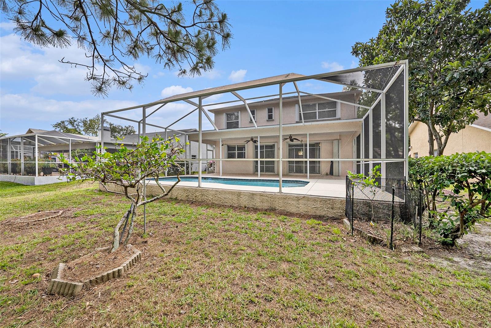 Image 32 of 39 For 1719 Bayhill Drive