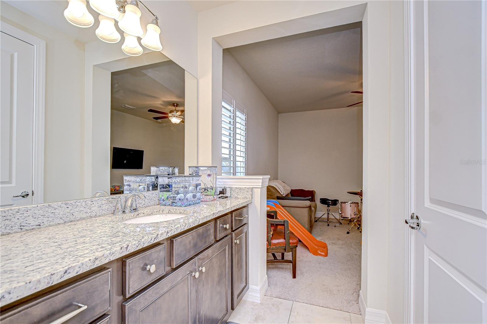 Image 35 of 56 For 11205 Lark Landing Court