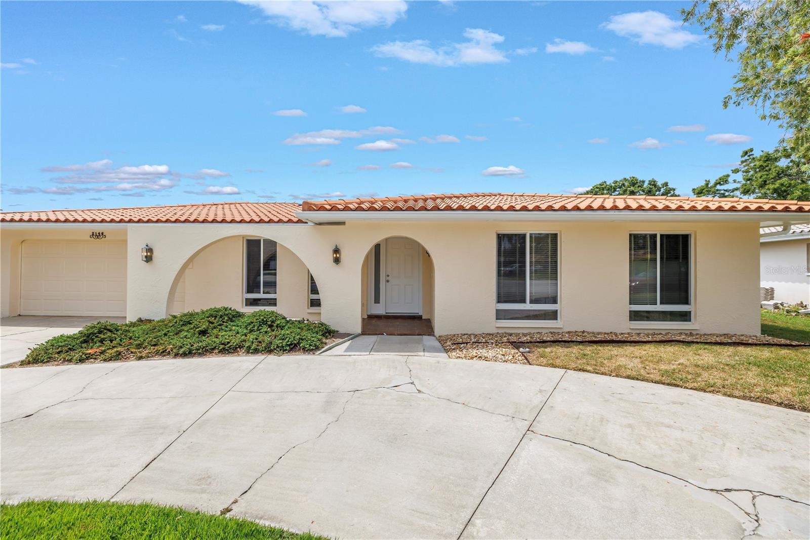 Image 2 of 43 For 2146 Egret Drive