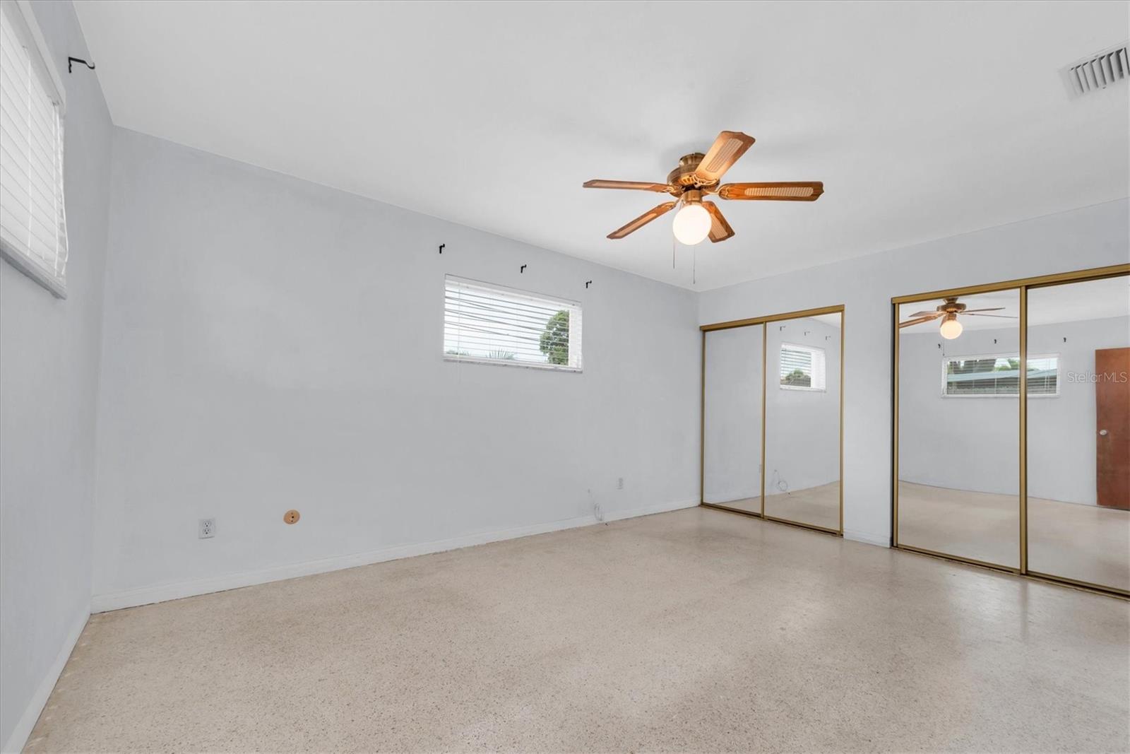 Image 19 of 35 For 6638 12th Terrace N