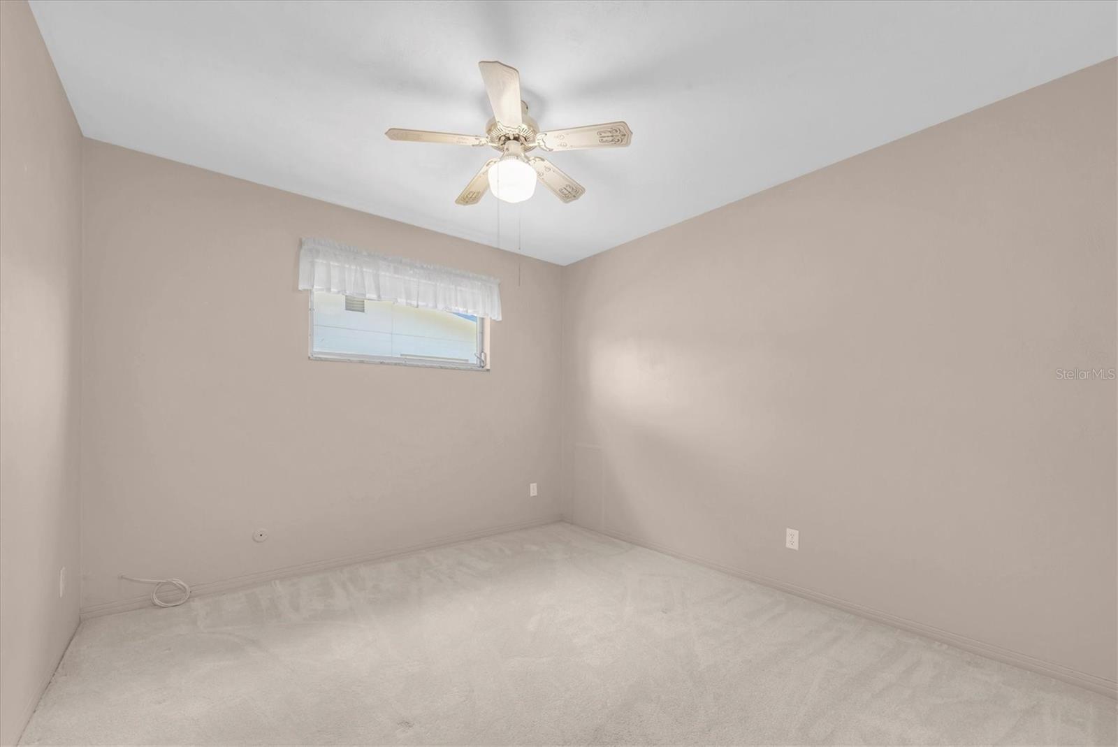 Image 22 of 35 For 6638 12th Terrace N