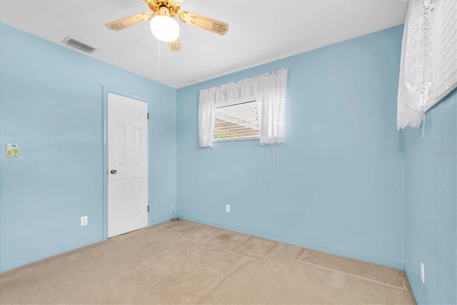 Image 27 of 35 For 6638 12th Terrace N