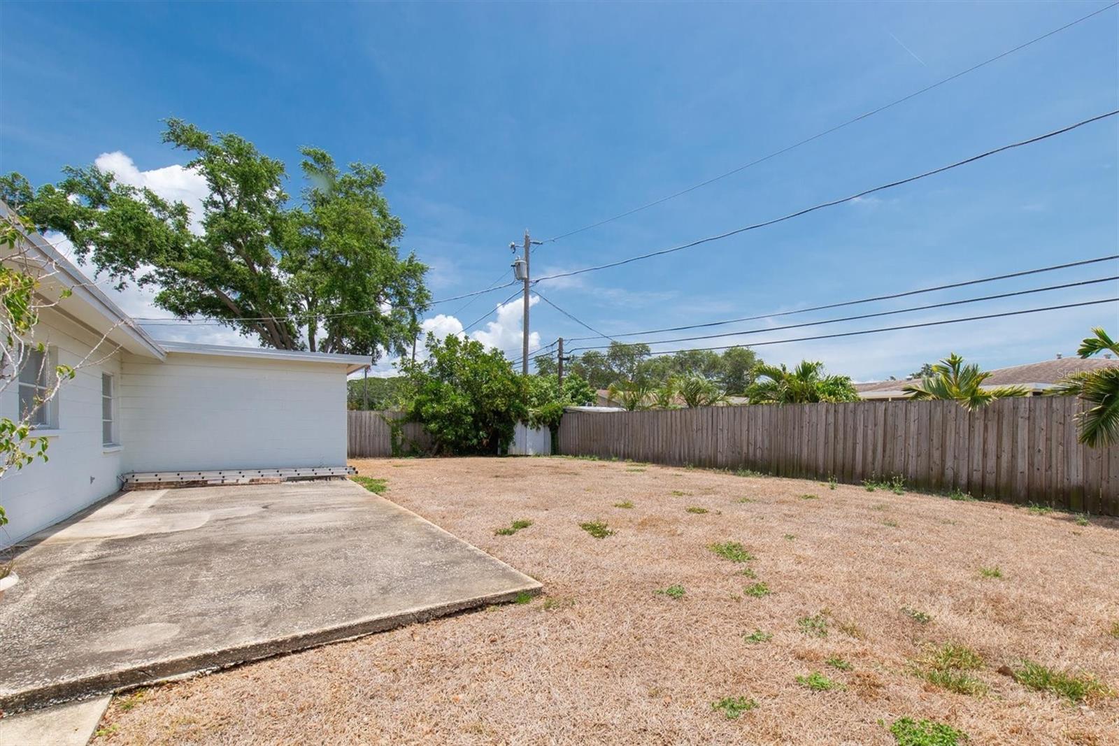 Image 32 of 35 For 6638 12th Terrace N