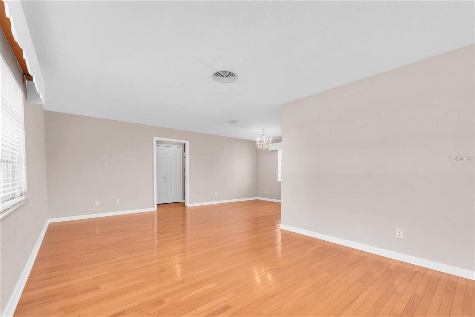 Image 4 of 35 For 6638 12th Terrace N