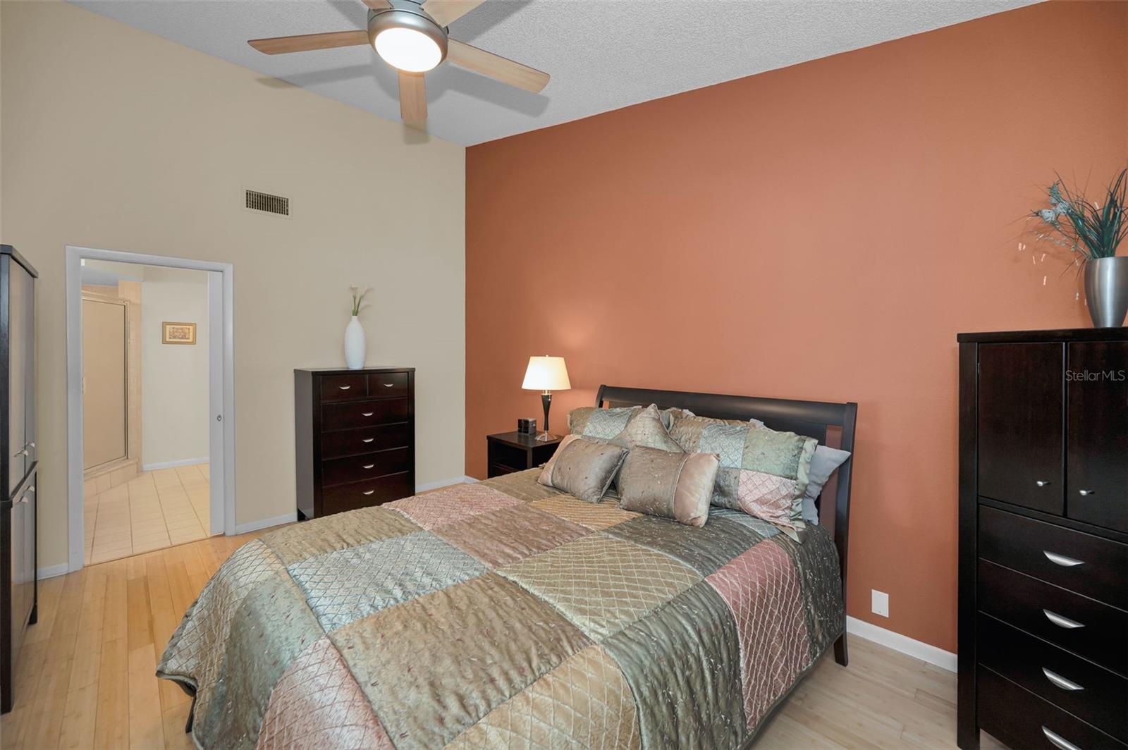 Image 15 of 44 For 3079 Landmark Boulevard 1608
