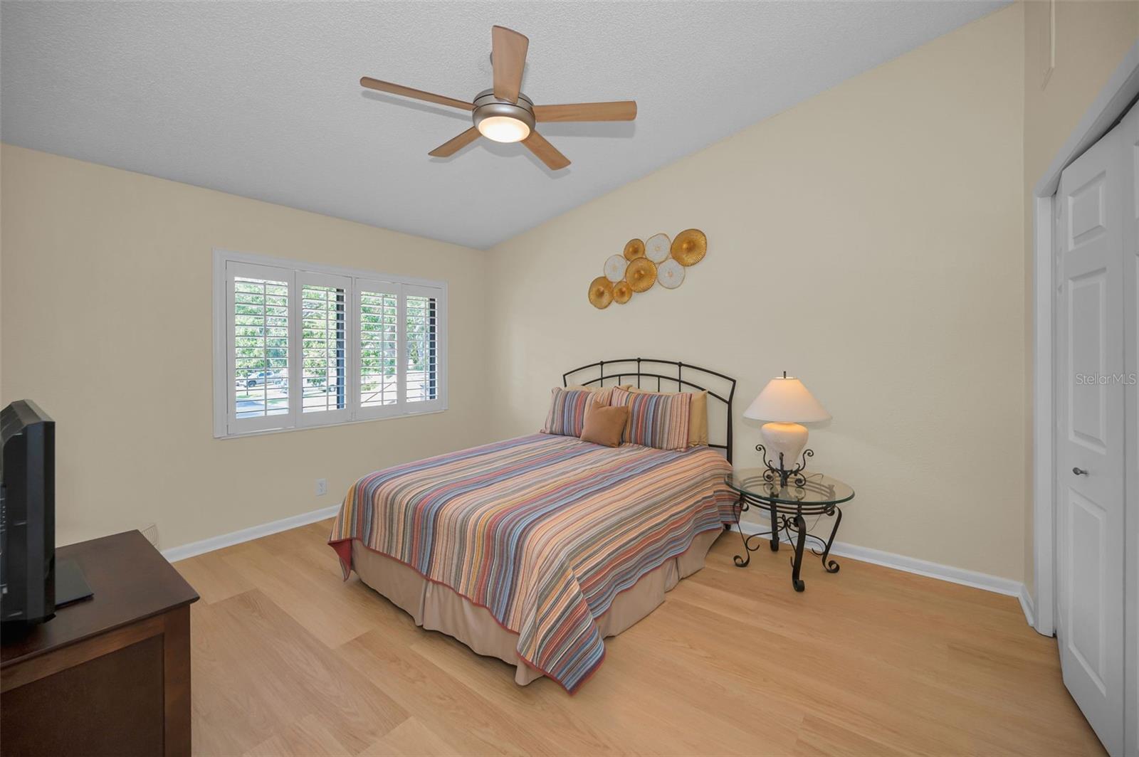 Image 18 of 44 For 3079 Landmark Boulevard 1608
