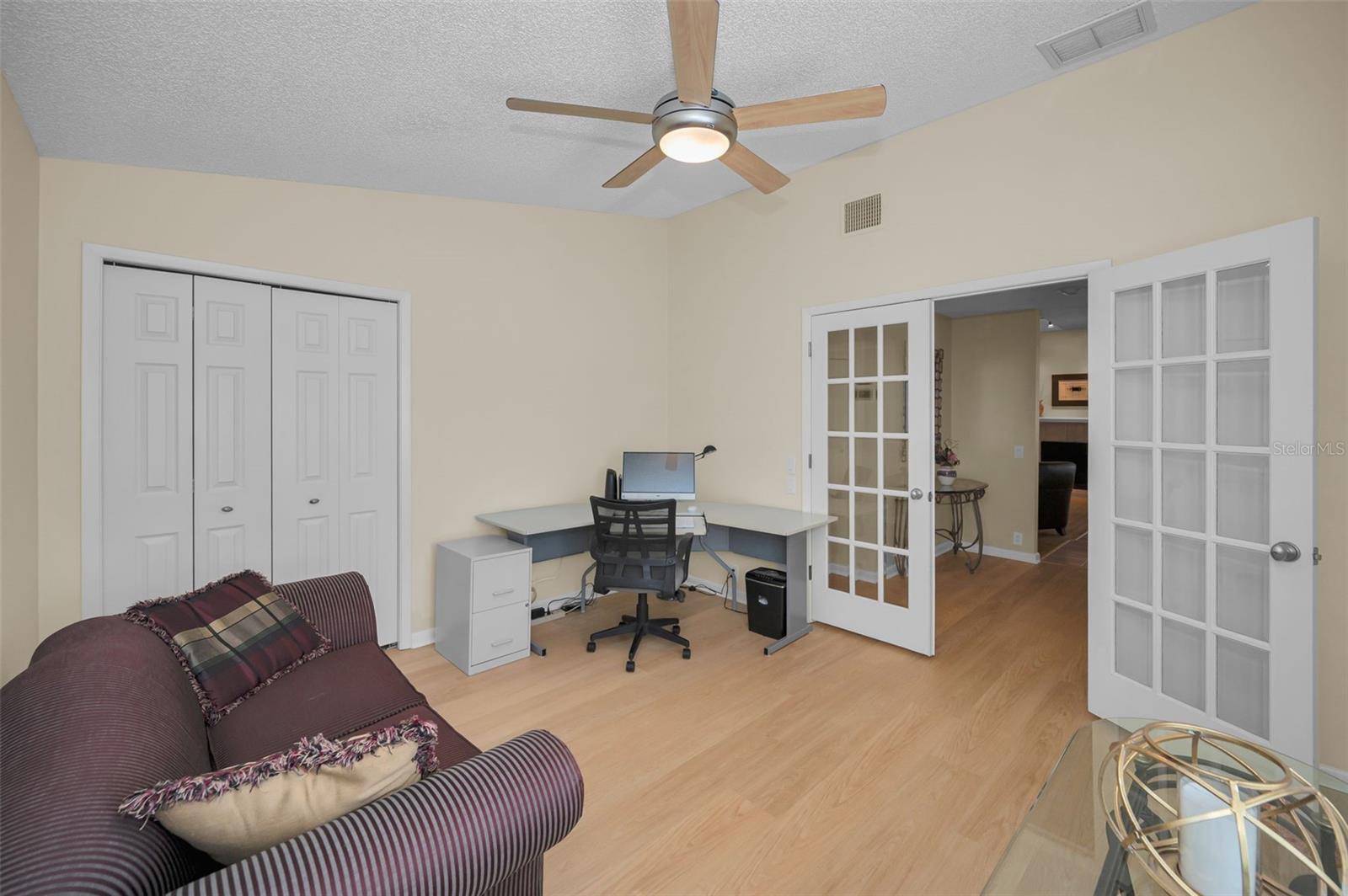 Image 20 of 44 For 3079 Landmark Boulevard 1608